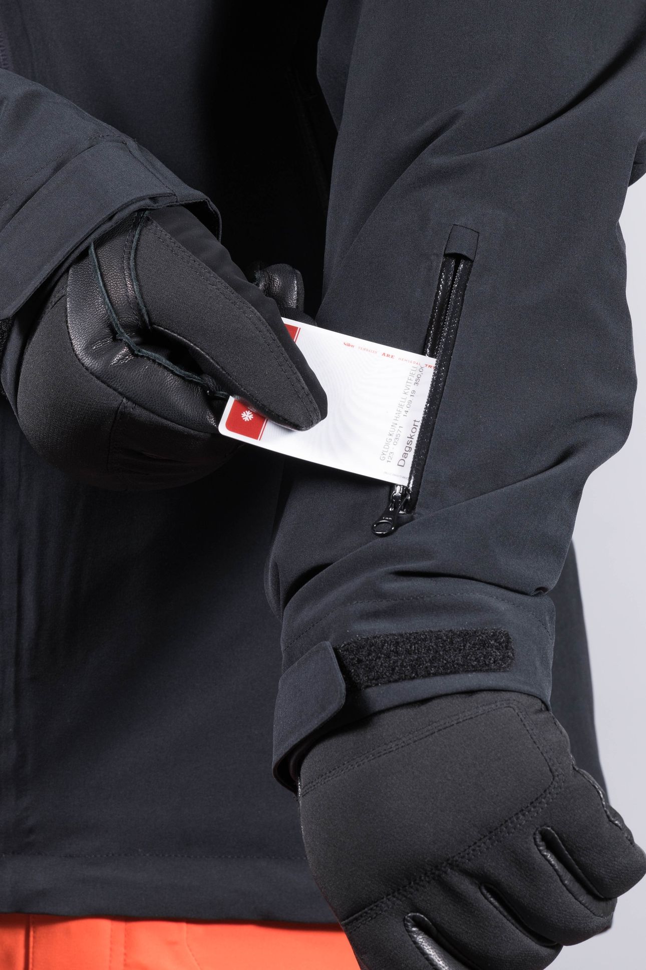OPPDAL INS JKT BLACK/SOLIDCHARCOAL 7