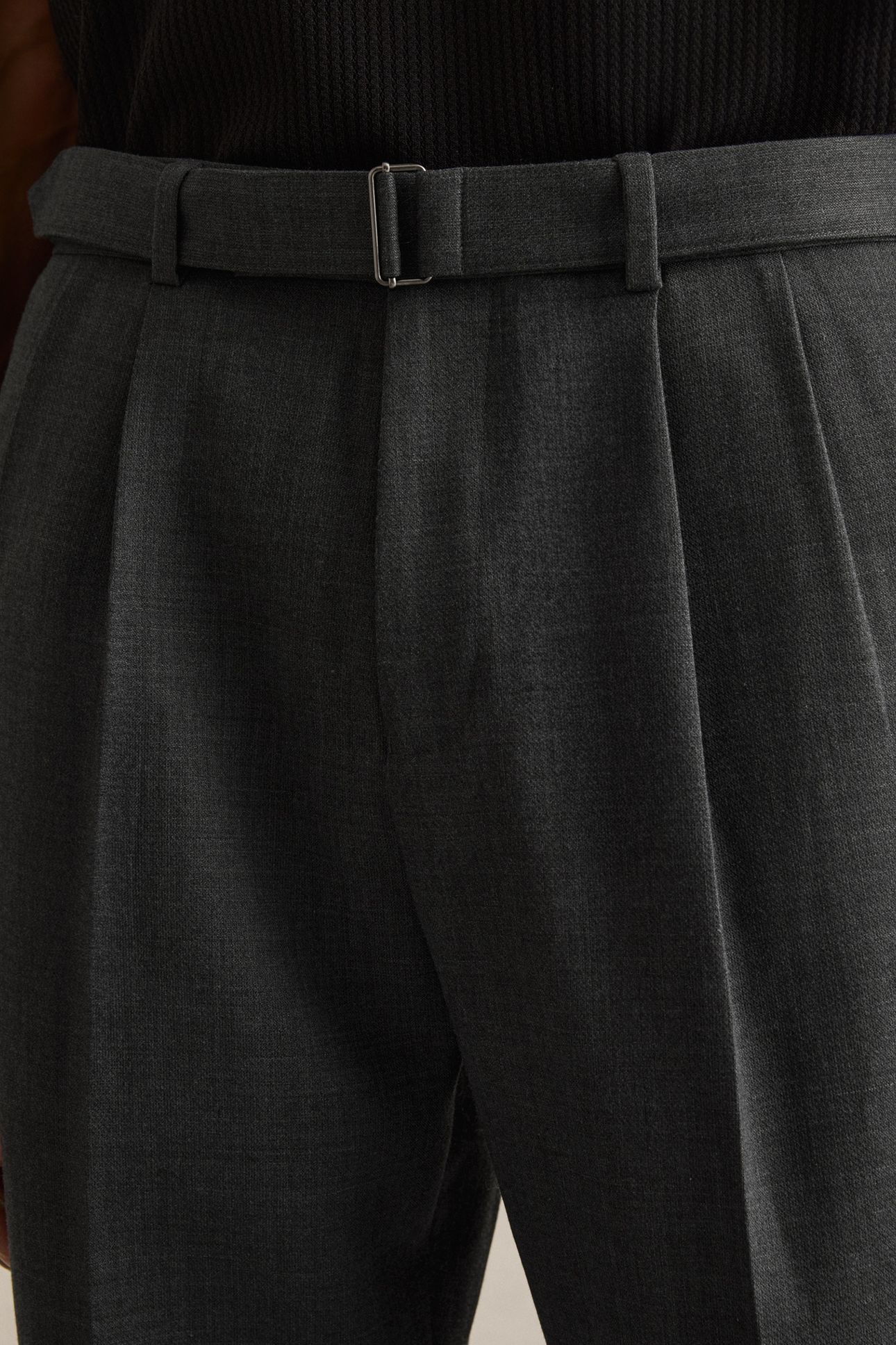 BELTED PLEATED TROUSER CHARCOAL GREY 5
