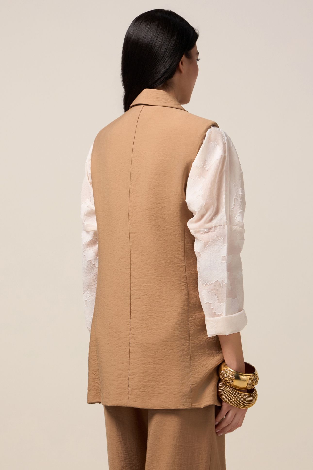 FLUID VISCOSE BLEND VEST BEIGE 2