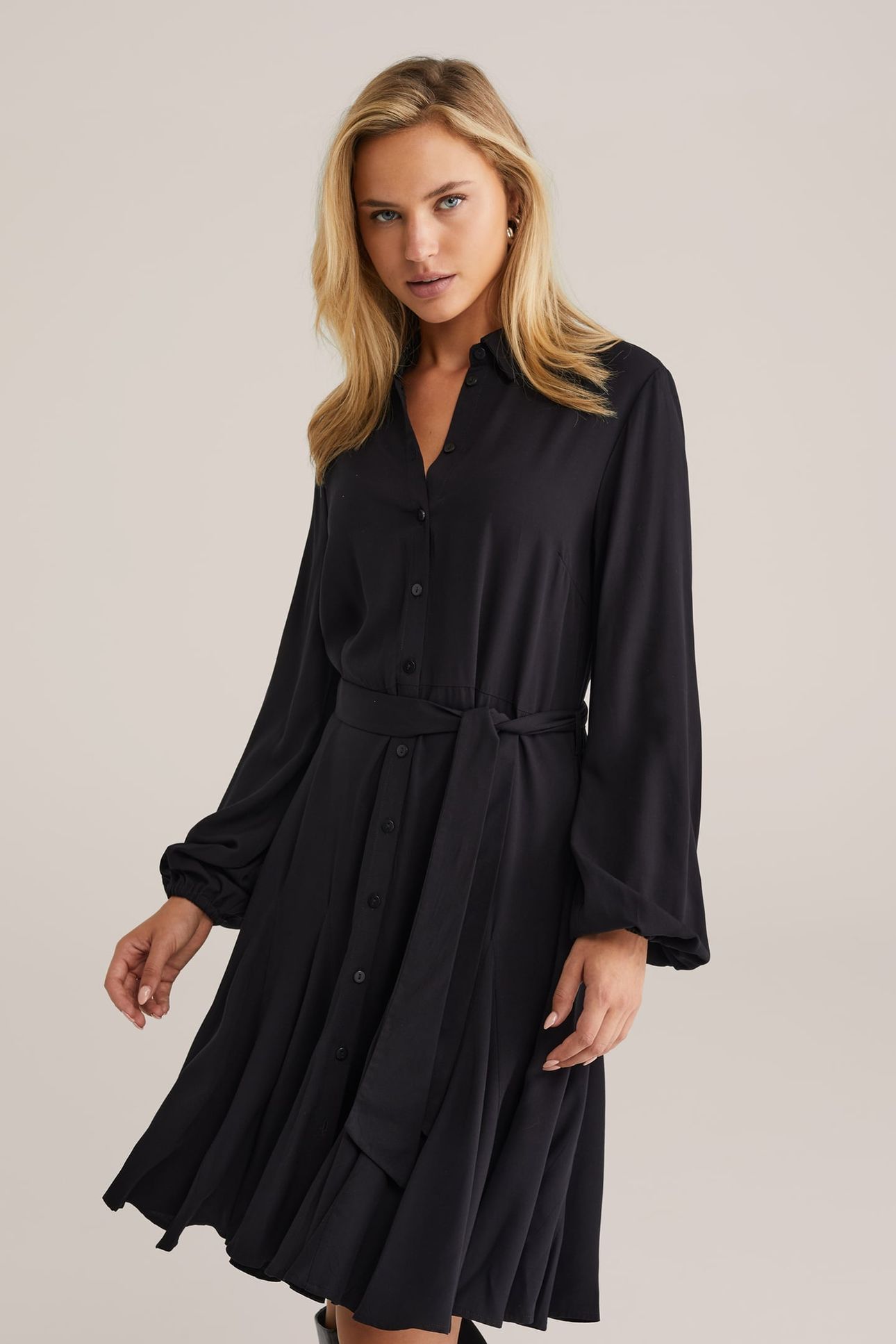 DRESS MID LENGTH BLACK 1