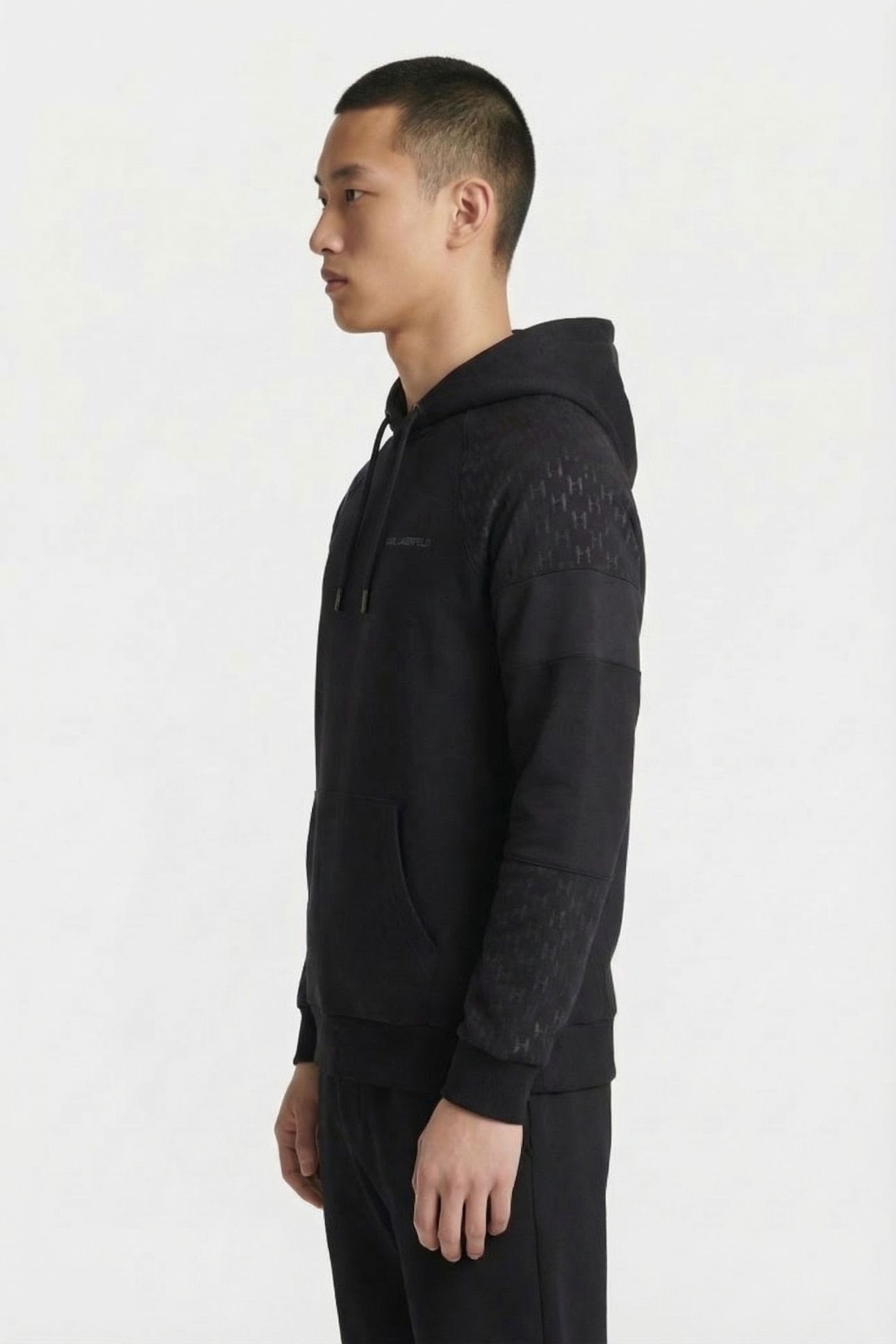 BLACK SWEAT HOODY 3
