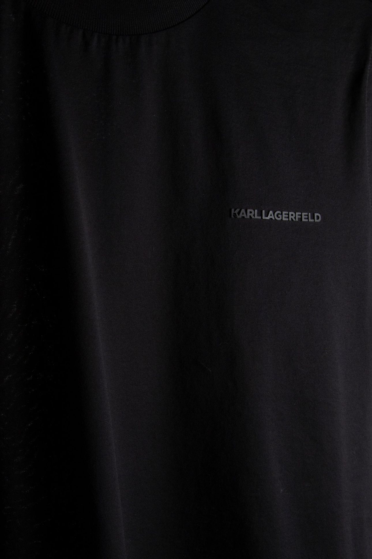 BLACK T-SHIRT CREWNECK 3