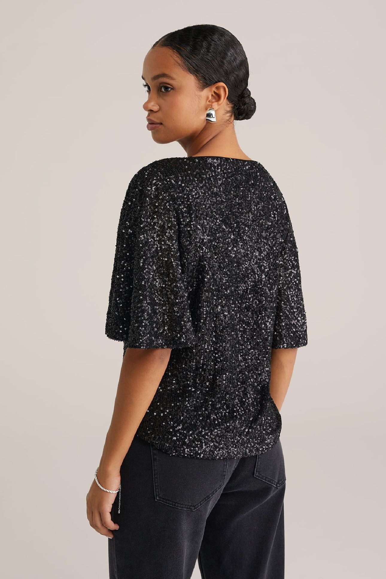 T-SHIRT BLACK 2