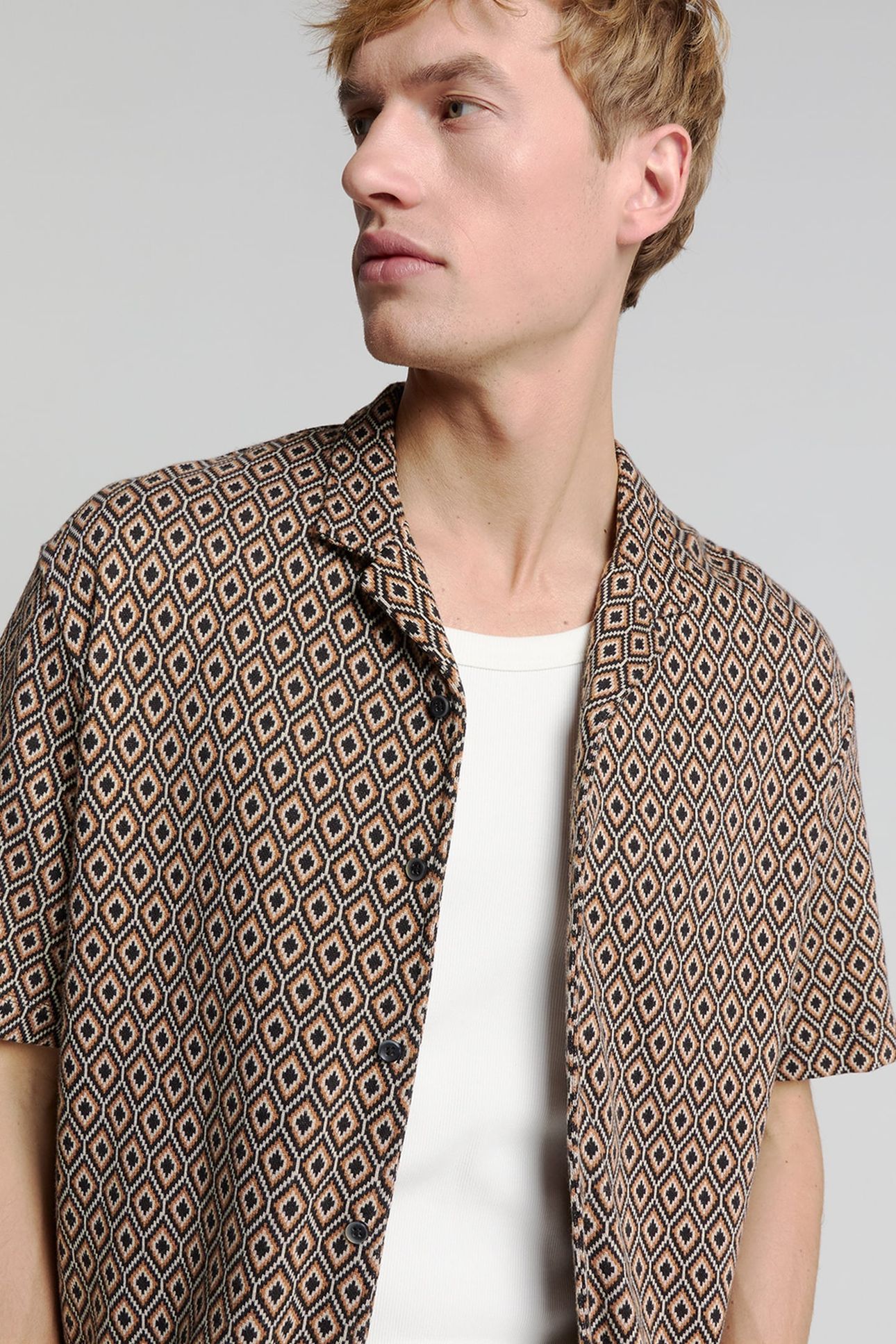 SHIRT SHORT SLEEVE JERSEY REVERS COLLAR ALLOVER PRINTED CARA 7