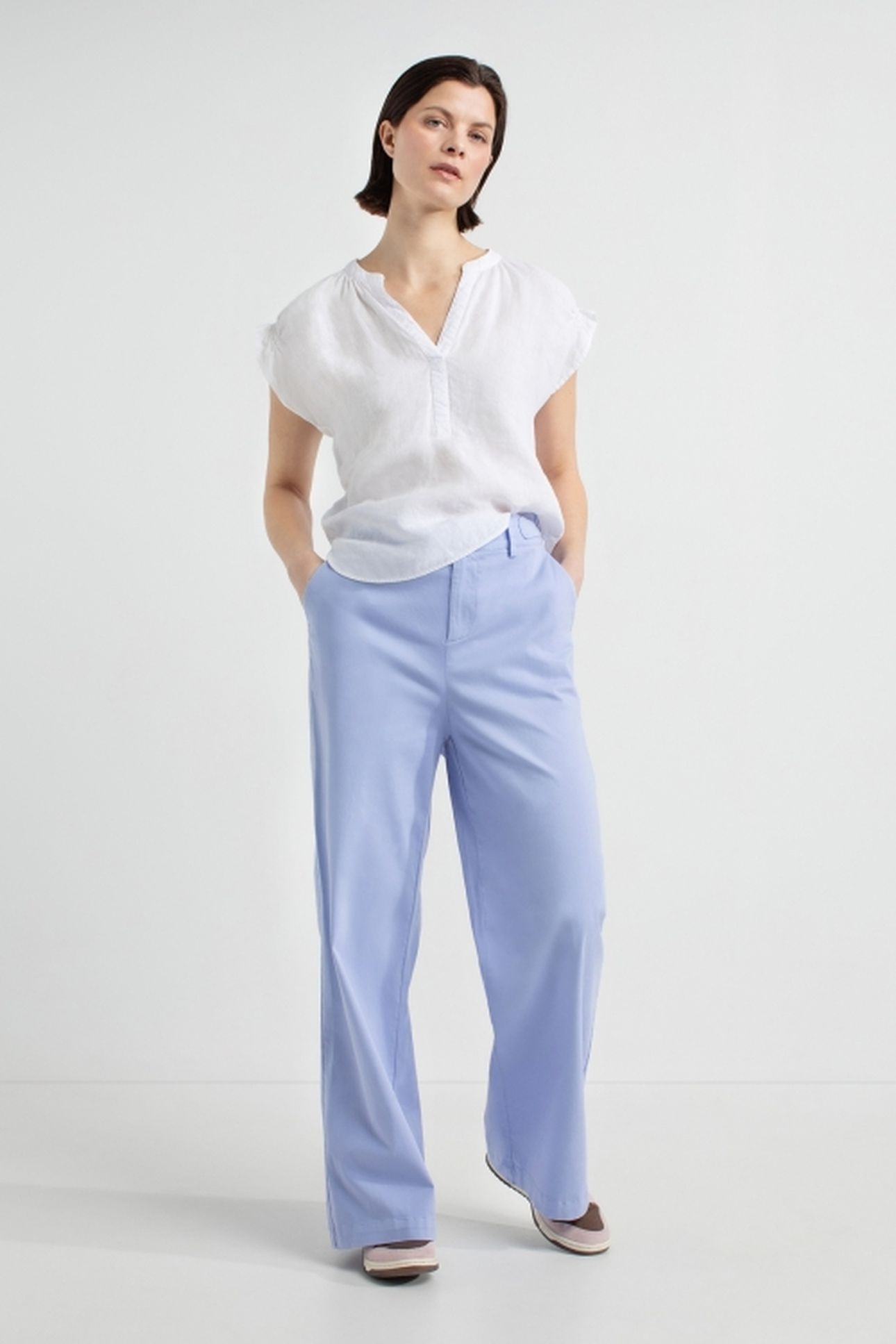 JULIUS BLOUSE WHITE 3