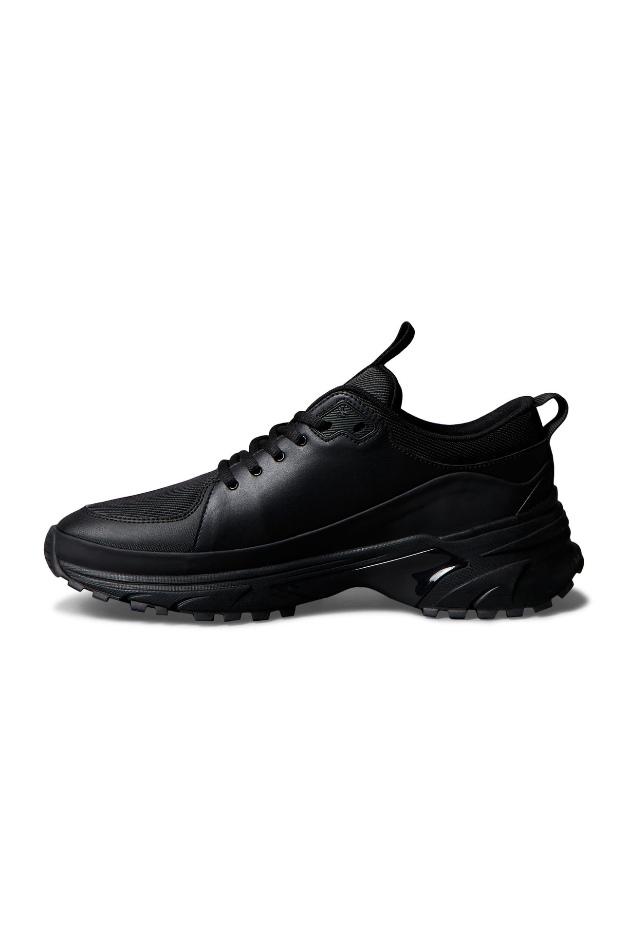 HIKE RUNNER LACEUP SNEAKERS TRIPLE BLACK 6