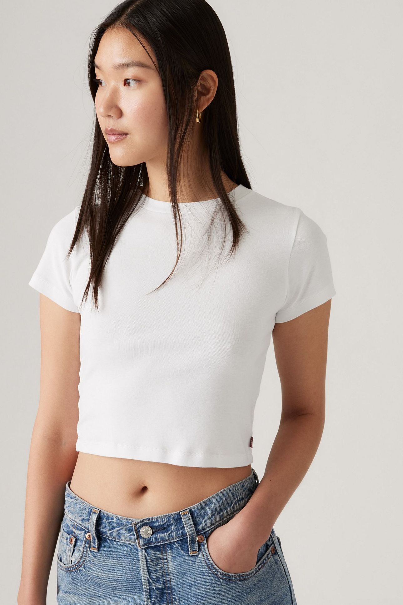 ESSENTIAL SPORTY TEE WHITE 1