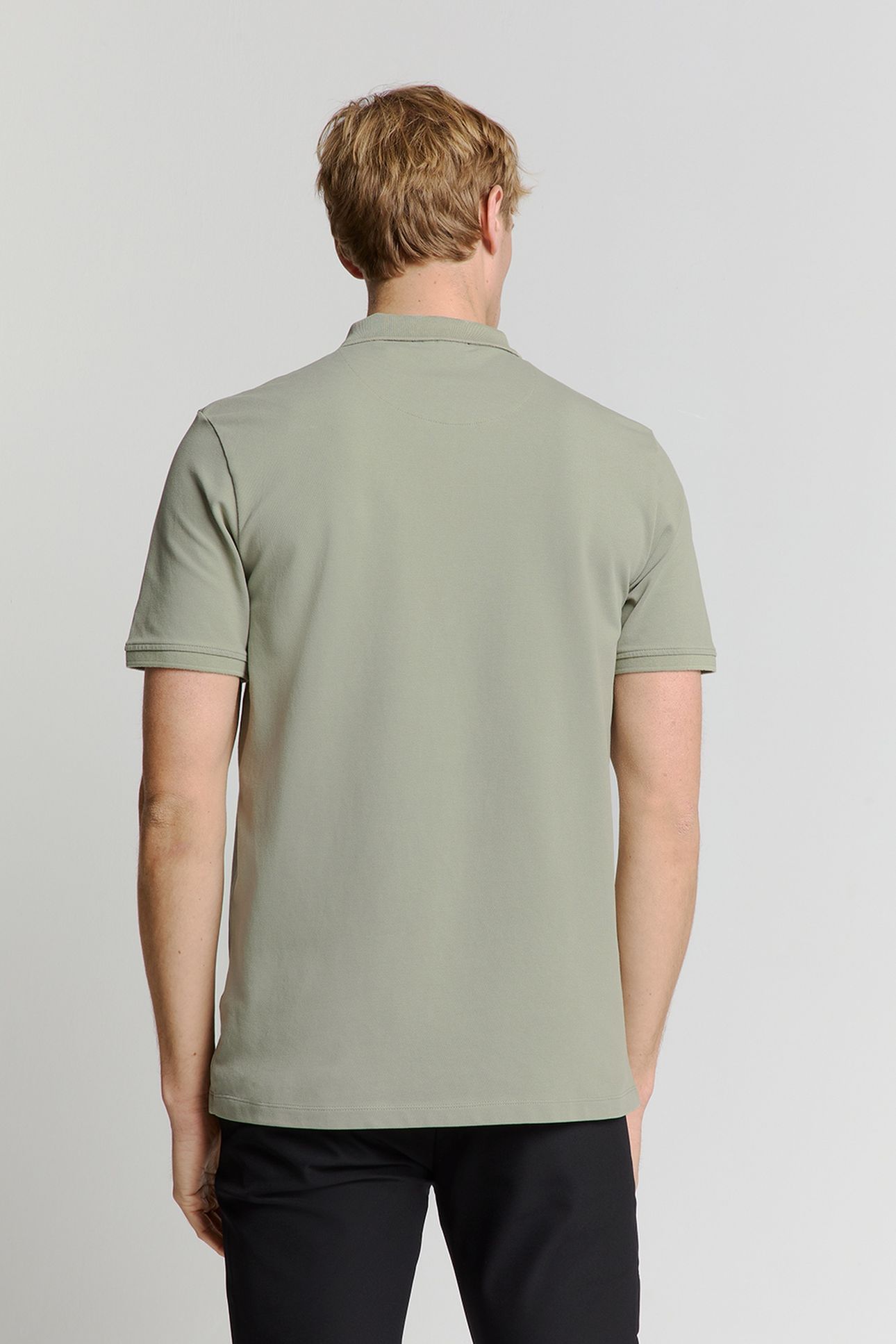 POLO ZIP PIQUE GARMENT DYED SMOKE 2