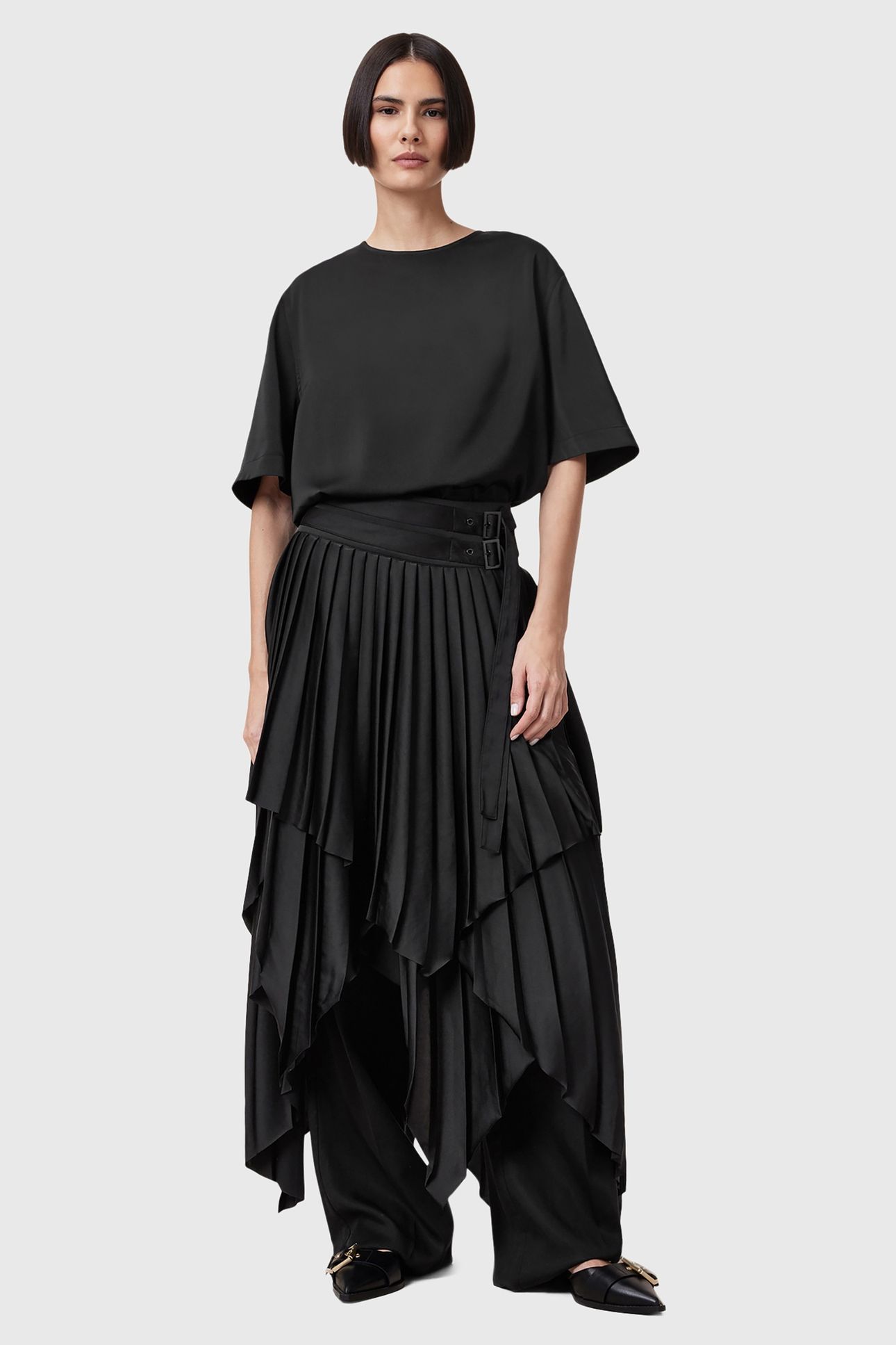 AMELIE SATIN TEE BLACK 3