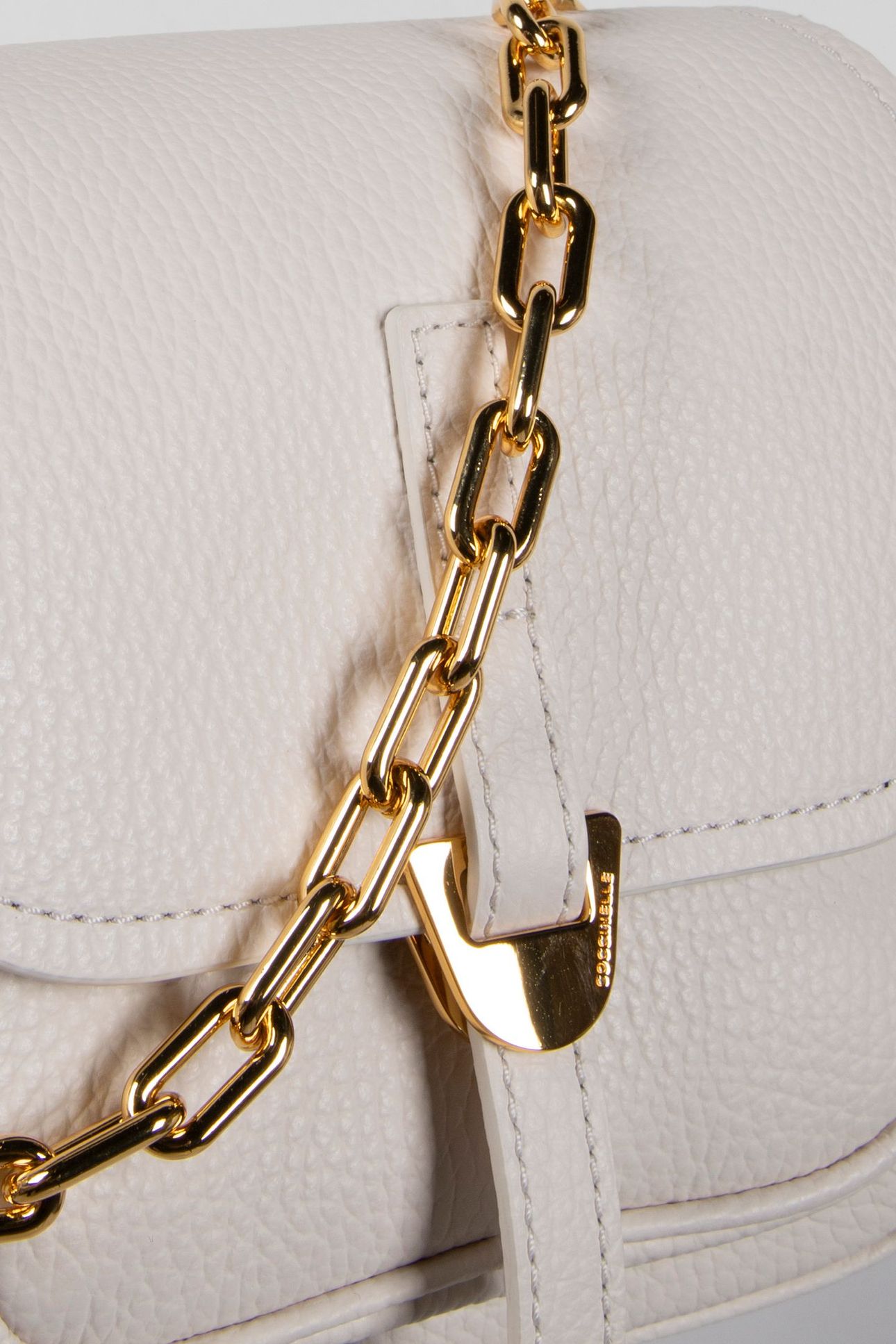 LEATHER CROSS BODY BAG WITH CHAIN STRAP IN WHITE 5