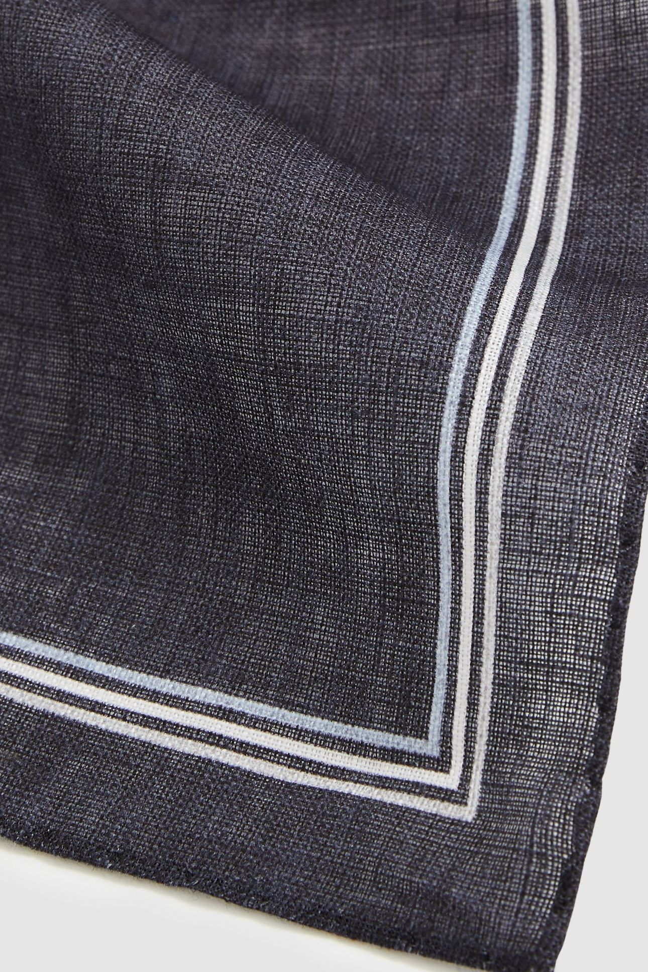 PLAIN LINEN POCKET SQUARE NAVY 3