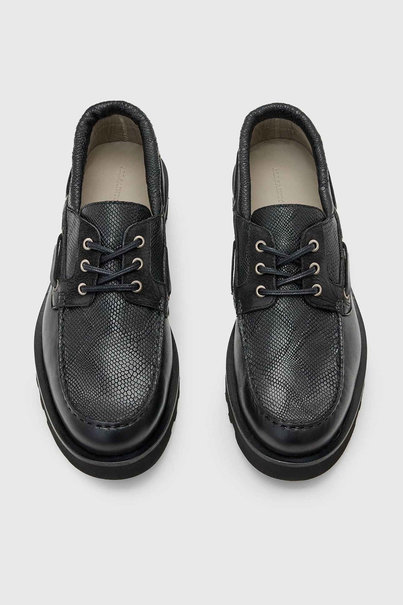 SKIFF SHOE BLACK 3