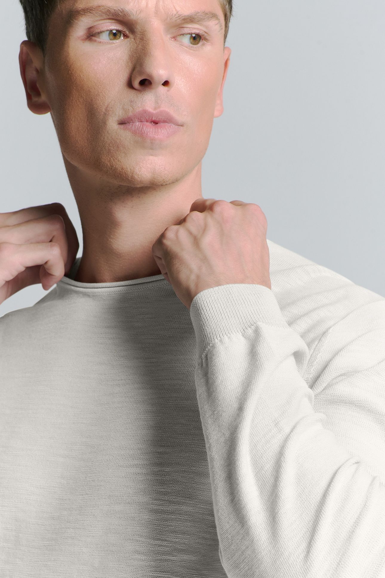 PULLOVER CREWNECK GARMENT DYED + STONE WASHED CHALK 7