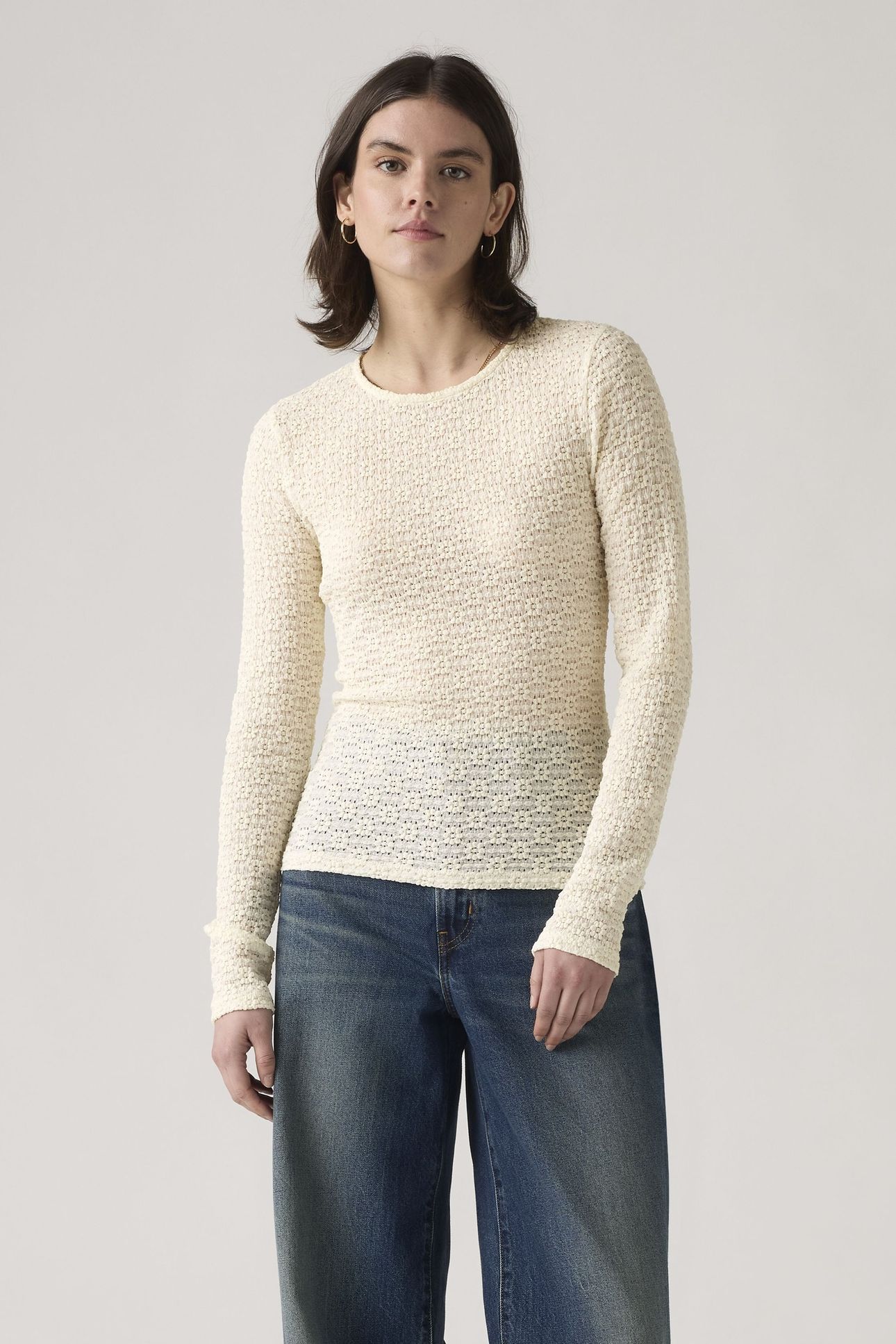 ANIKA CREWNECK TOP WHITE 3