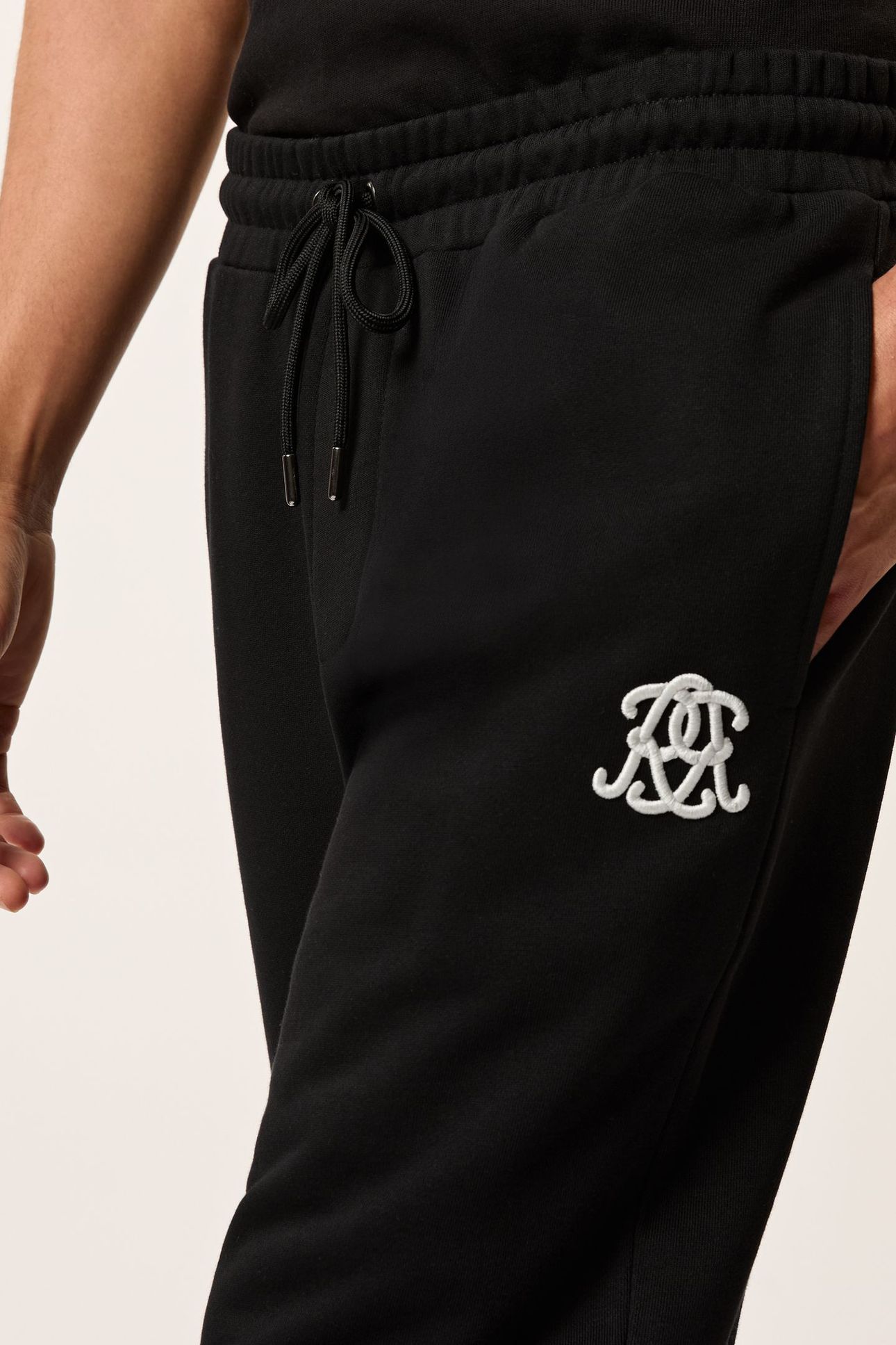 DRAWSTRING WIDE LEG MOTIF JOGGERS BLACK 6