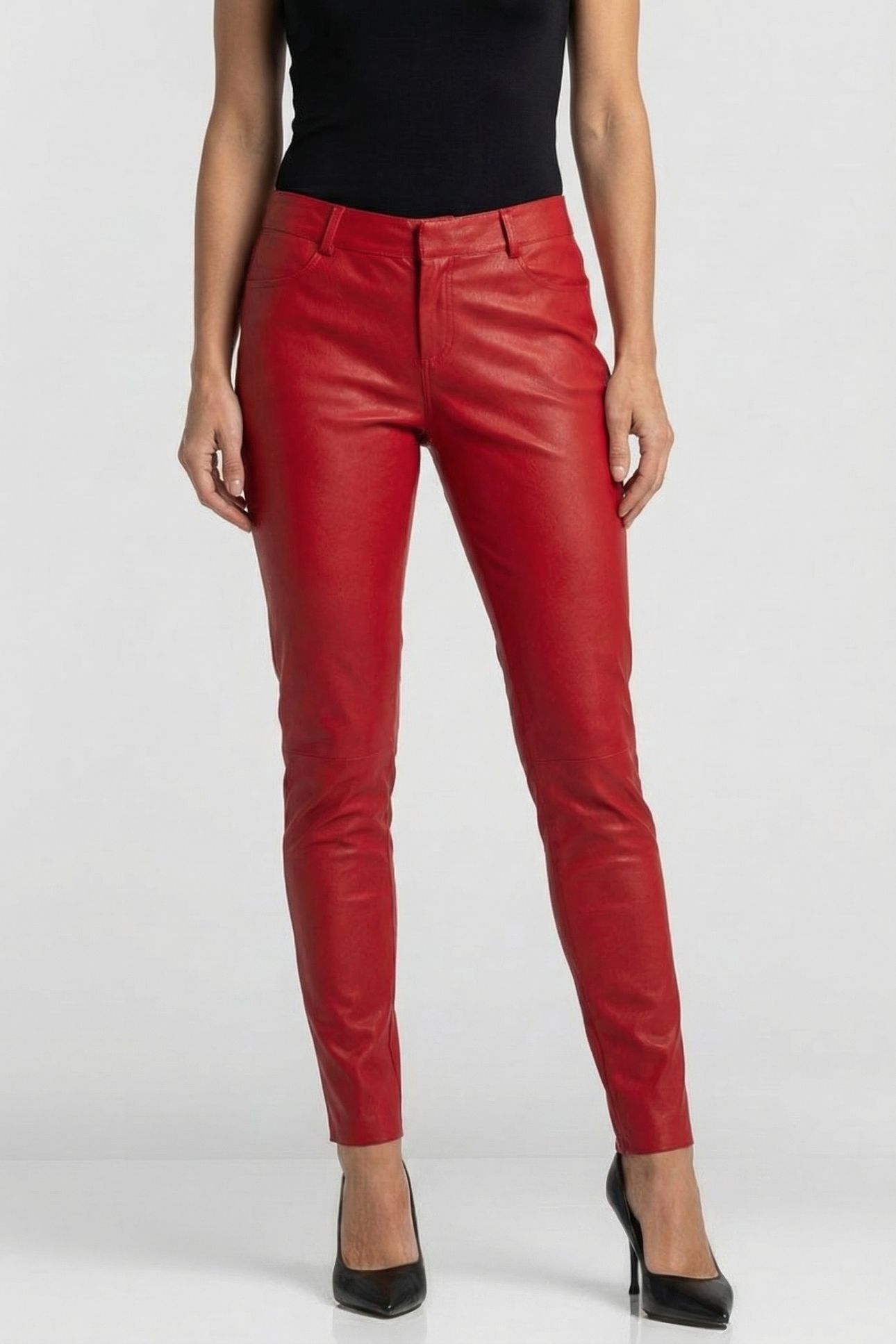 CHUCK RISKY RED 1