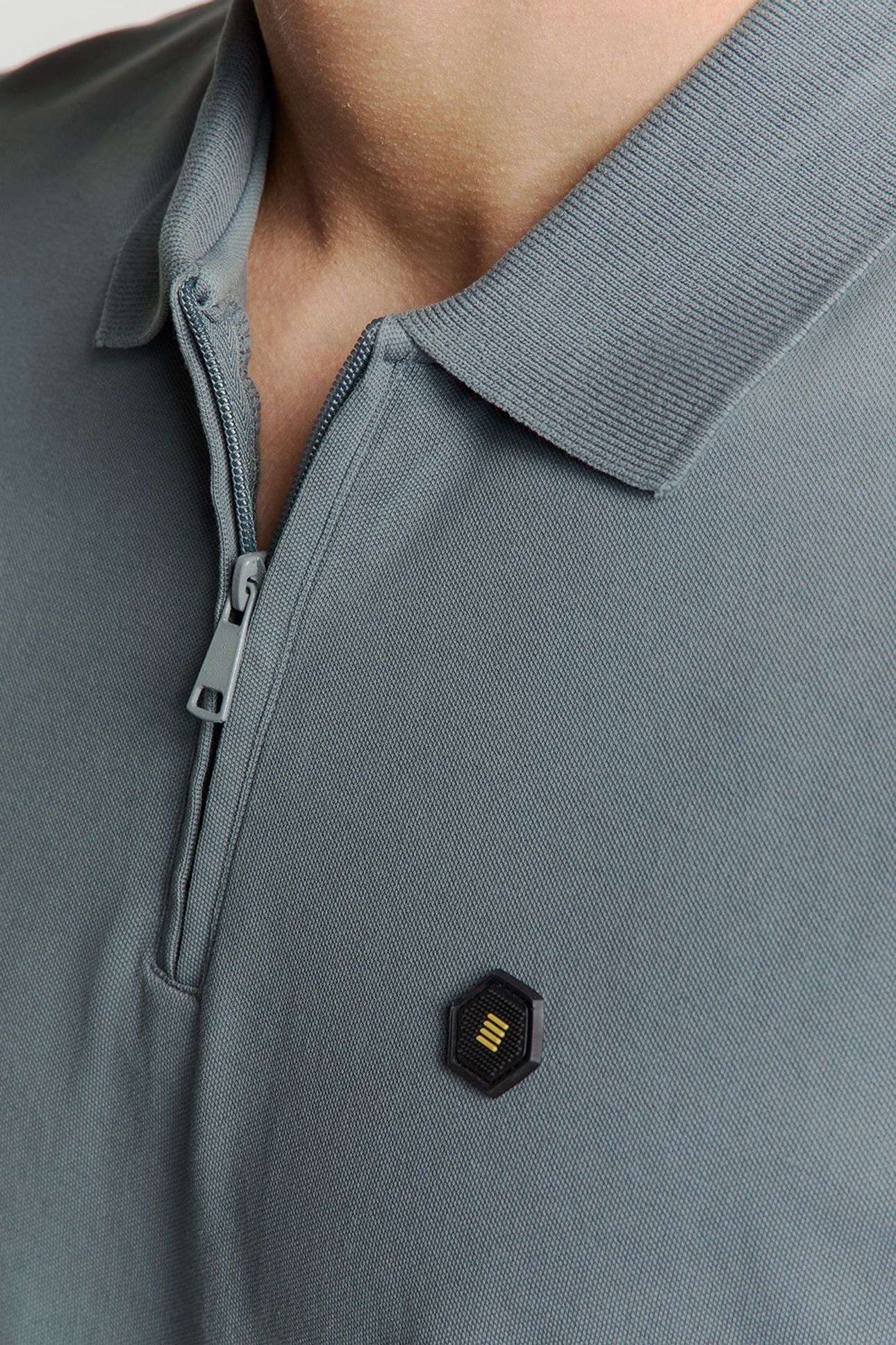 POLO ZIP PIQUE GARMENT DYED WASHED BLUE 7