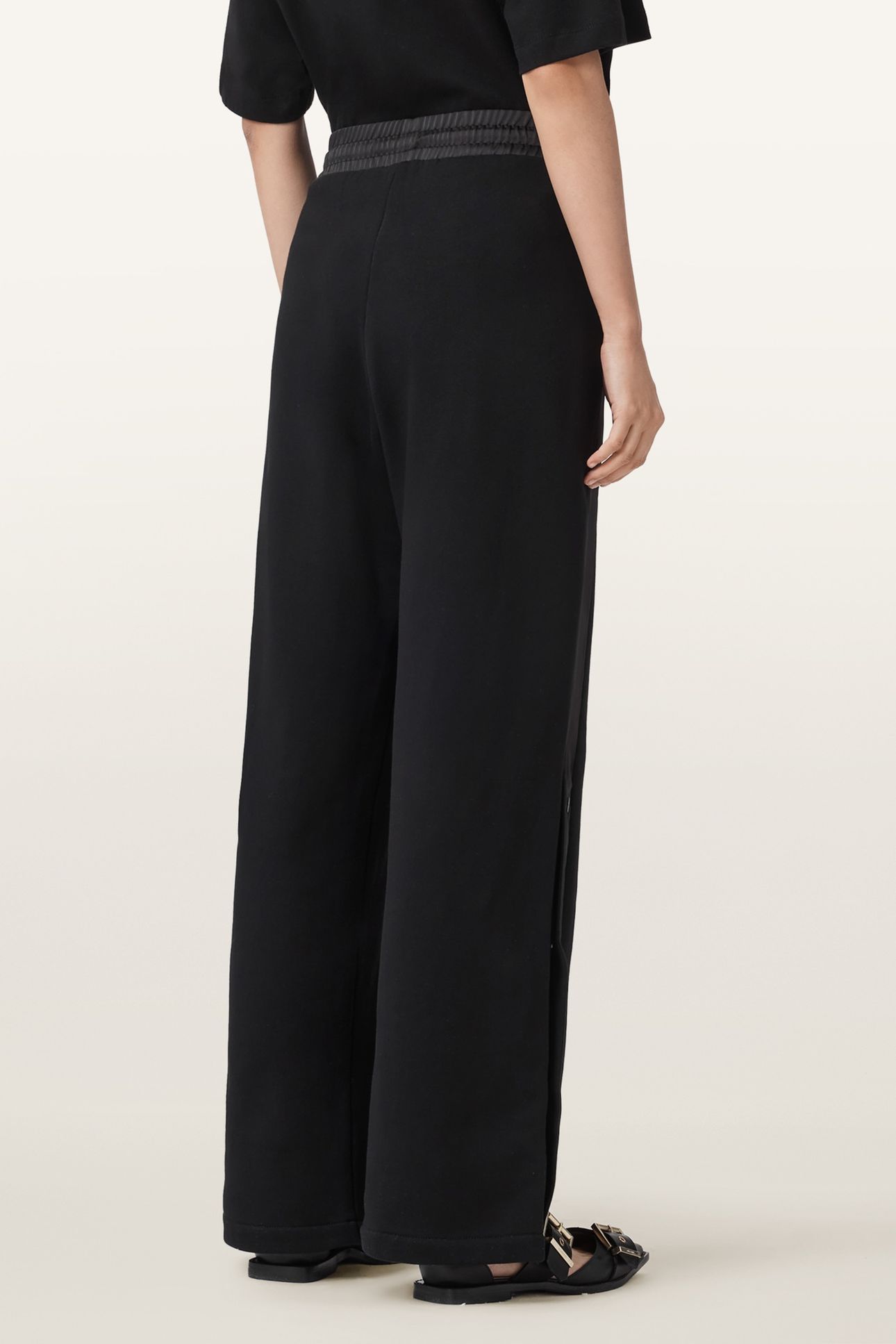 ZANDA SWEATPANT BLACK 4