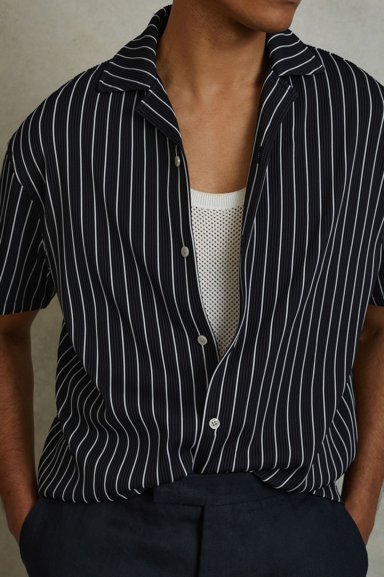 SS STRIPED RIB SHIRT NAVY/WHITE 2