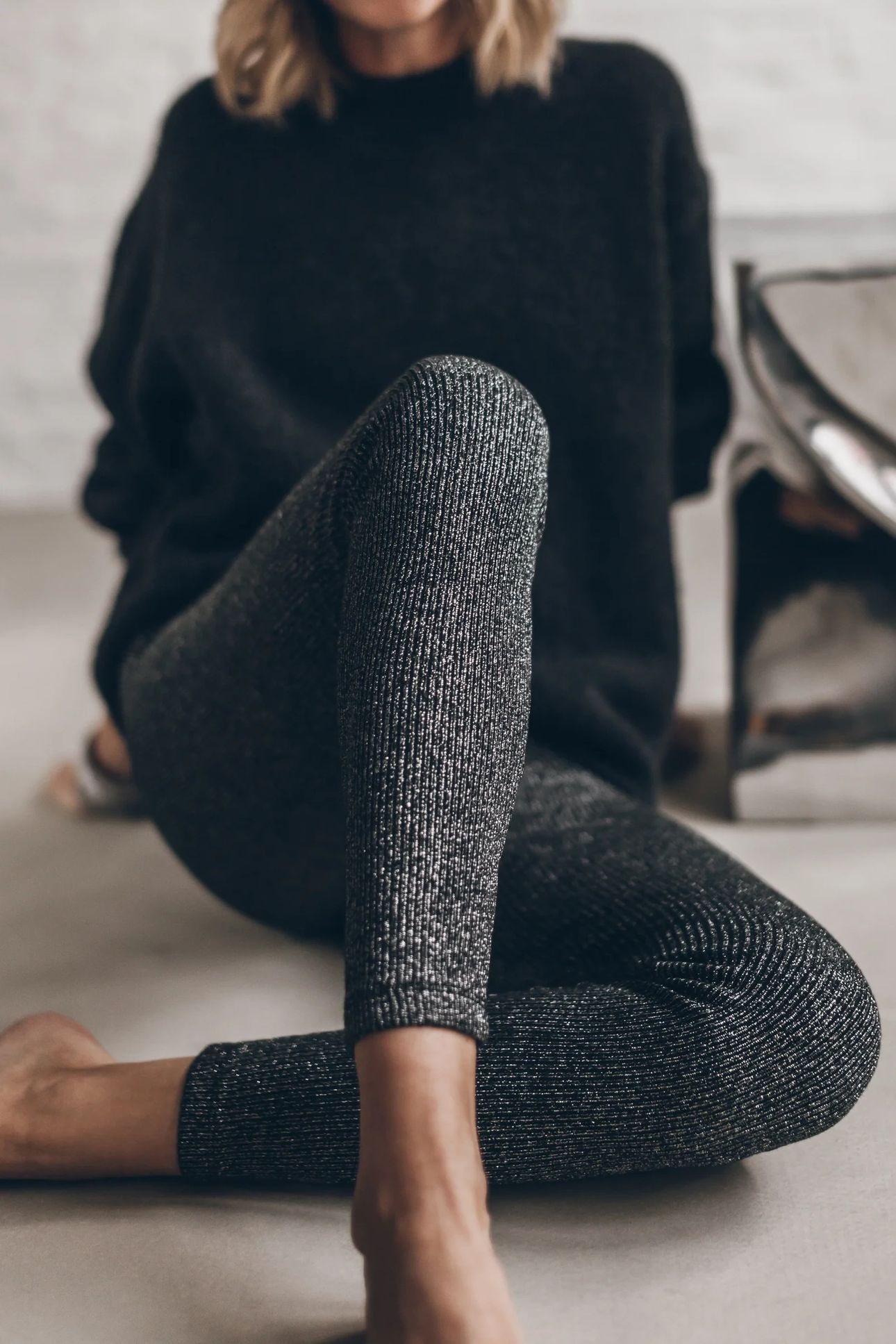 THE DARK GLITTER RIBBED LEGGINGS 2