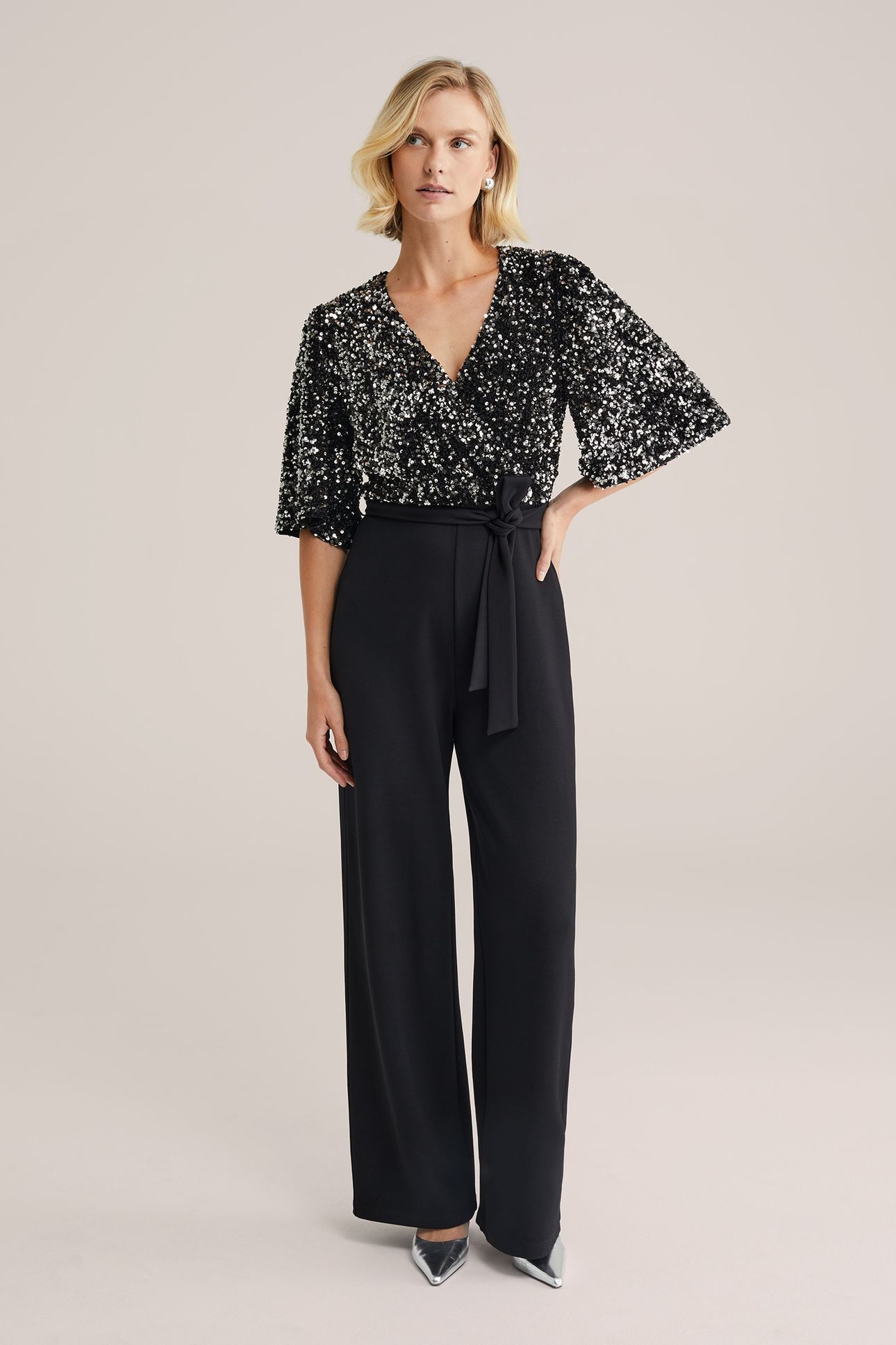 JUMPSUIT SILVER 1