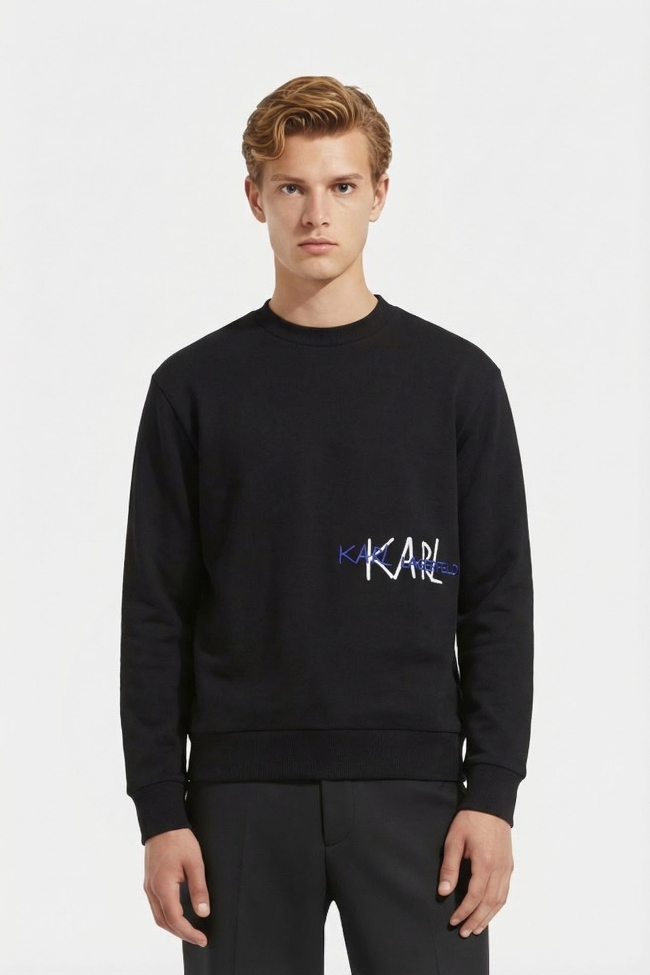 BLACK SWEAT CREWNECK 1