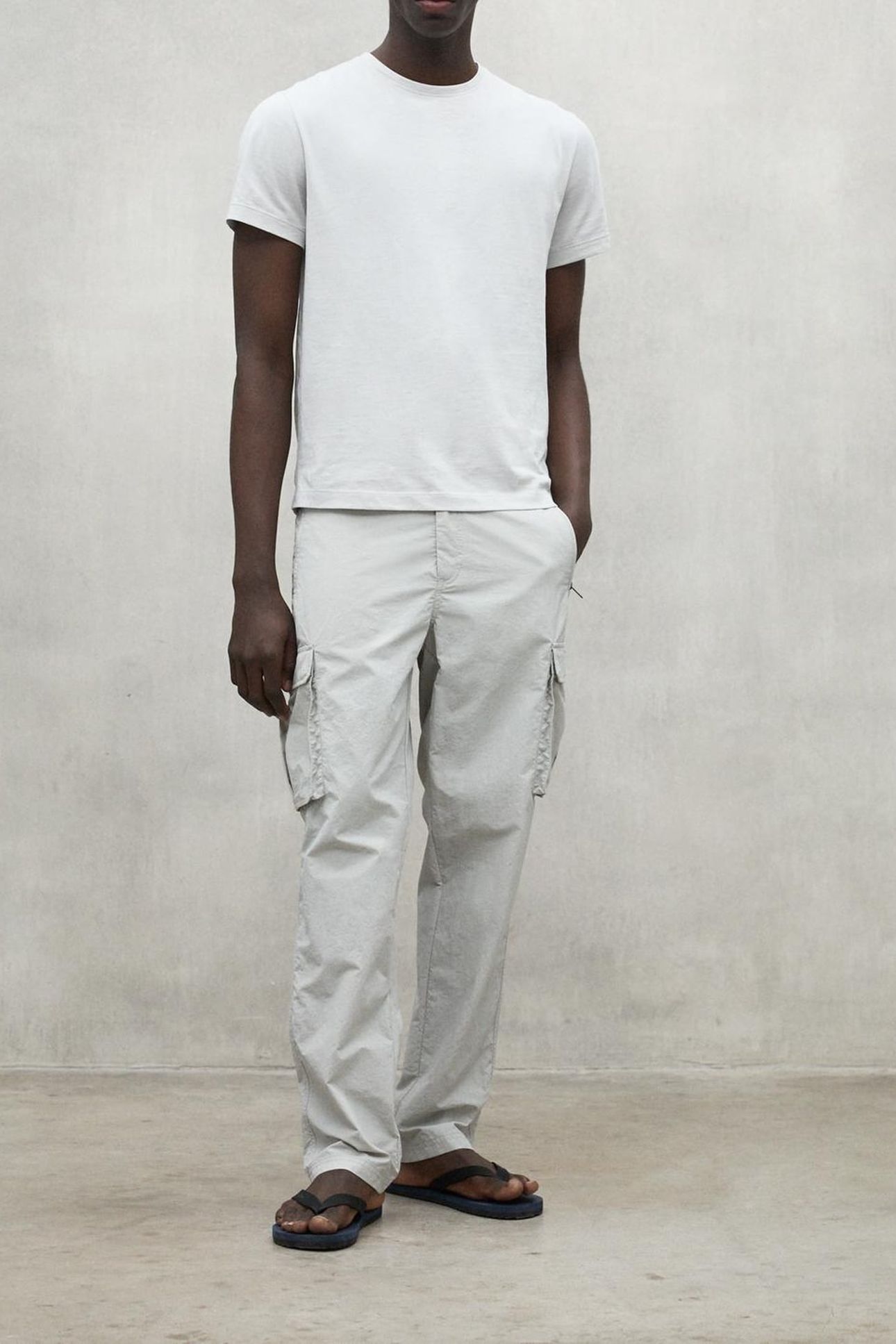 ALISTEALF PANTS LIGHT GREY 1