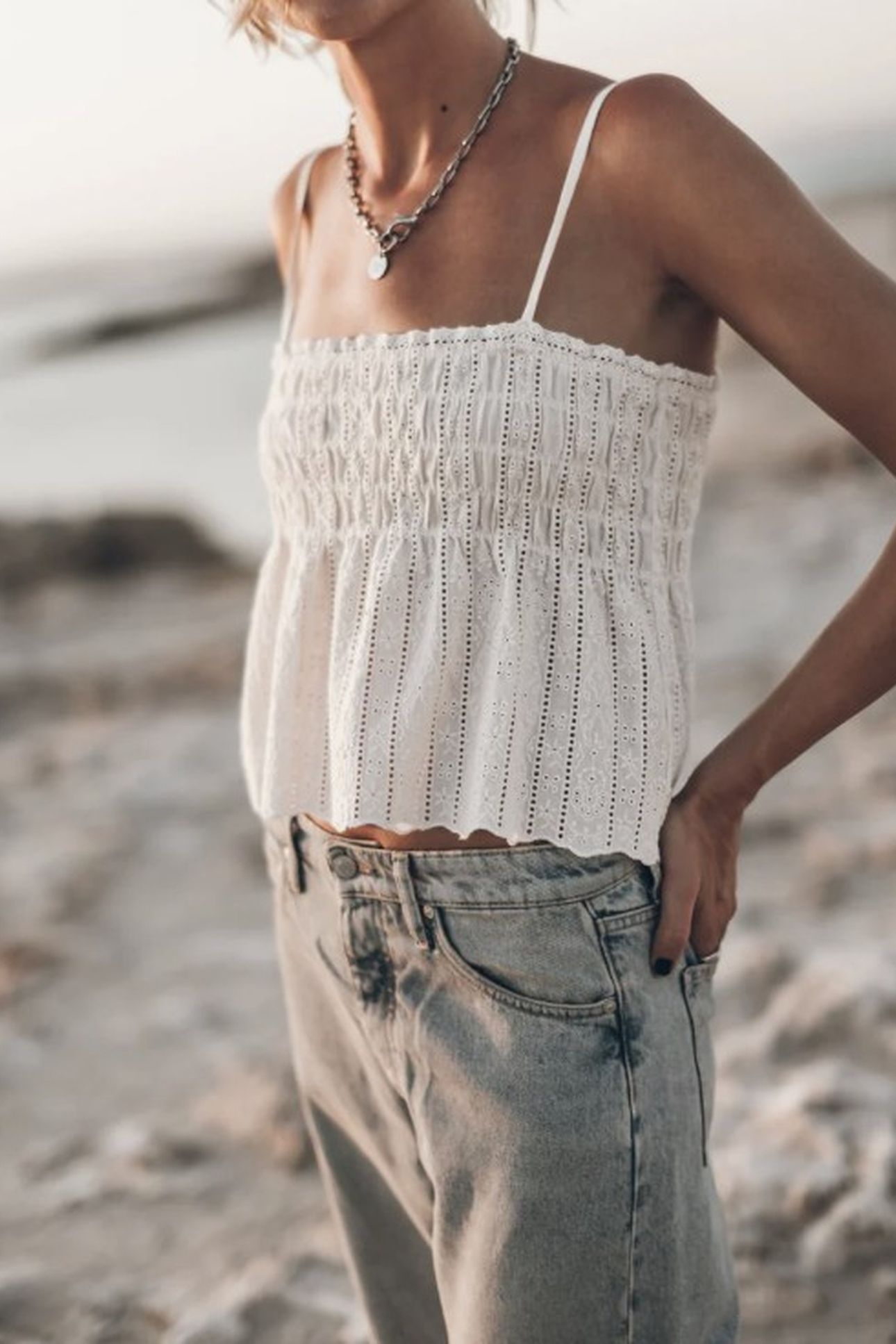THE ECRU ROMANTIC TANK TOP ECRU 2