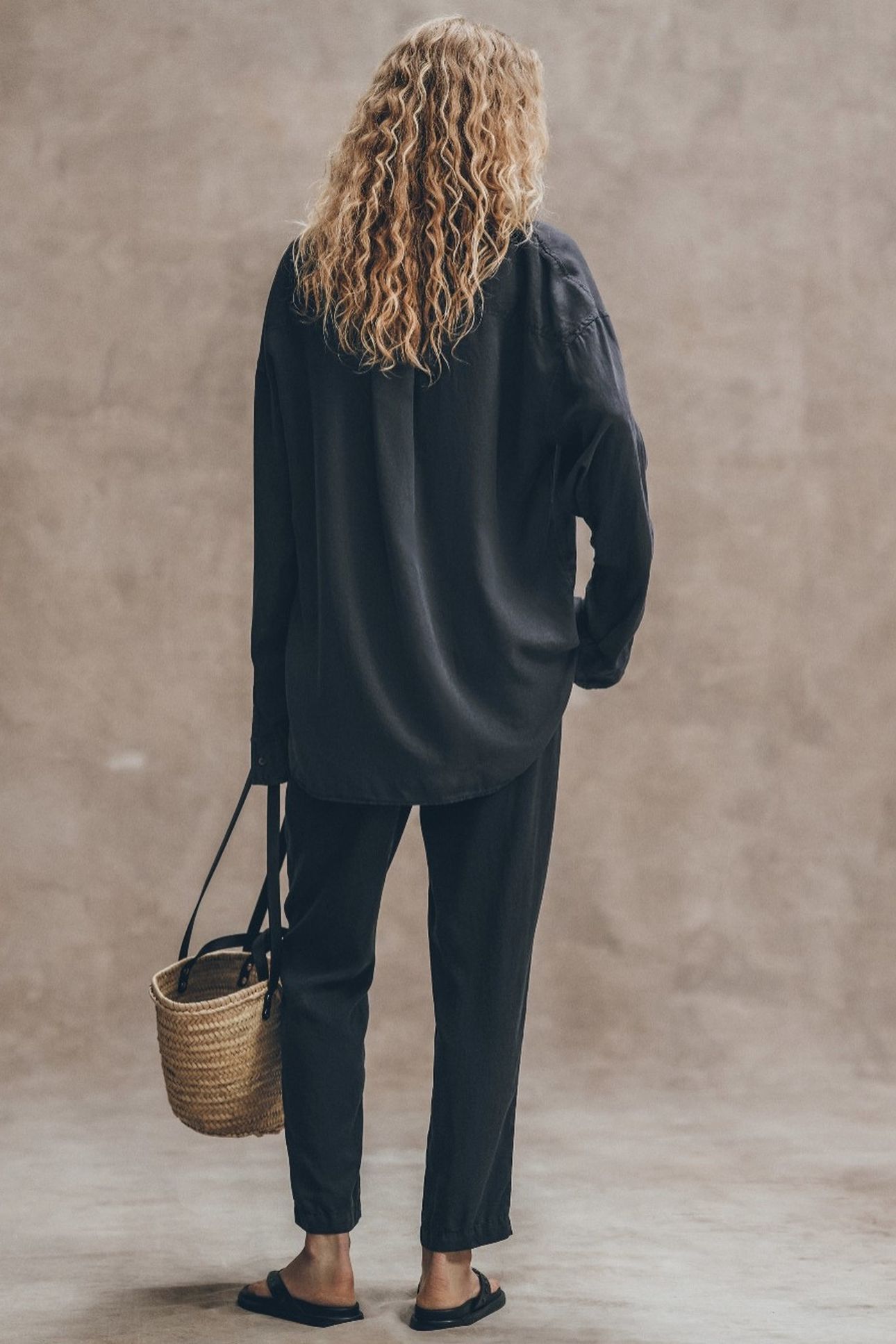 THE DARK CHILL PANTS BLACK 2
