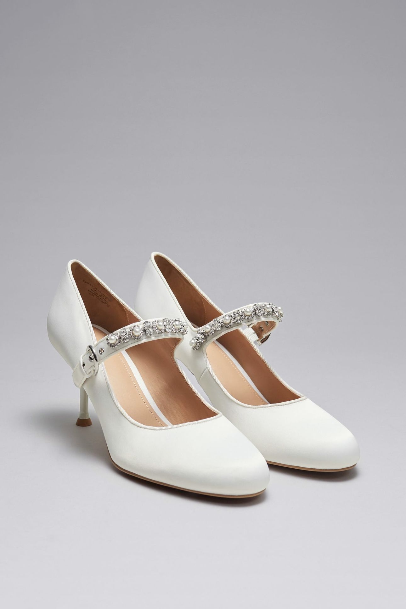 TIFFANY PUMP WHITE 2