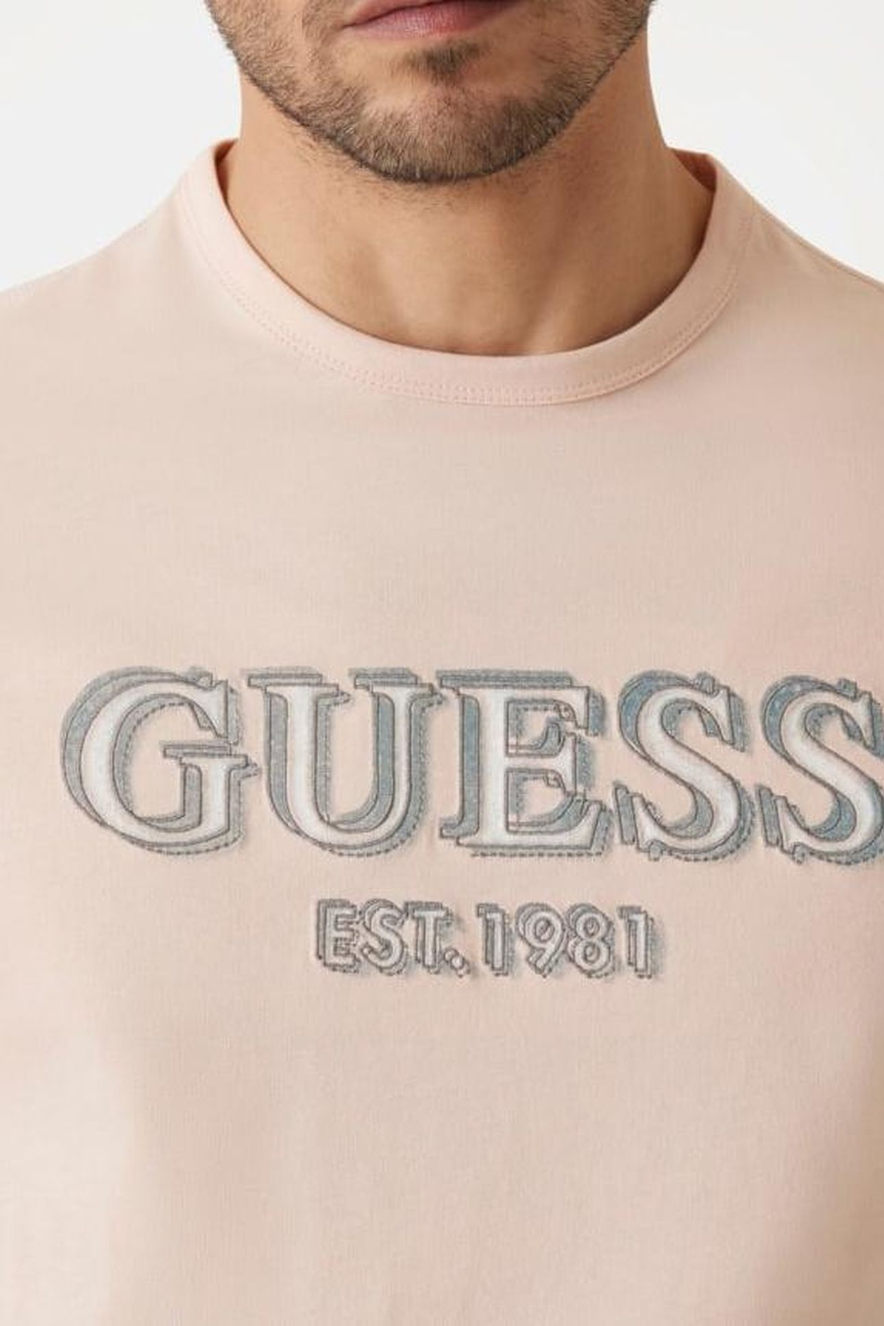 GUESS ECO SS CN GUESS LOGO TEE FEEL YOUR SKIN 2
