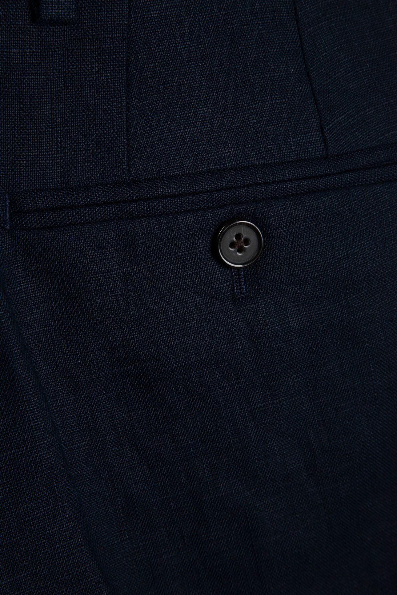 LINEN SHORT NAVY 4