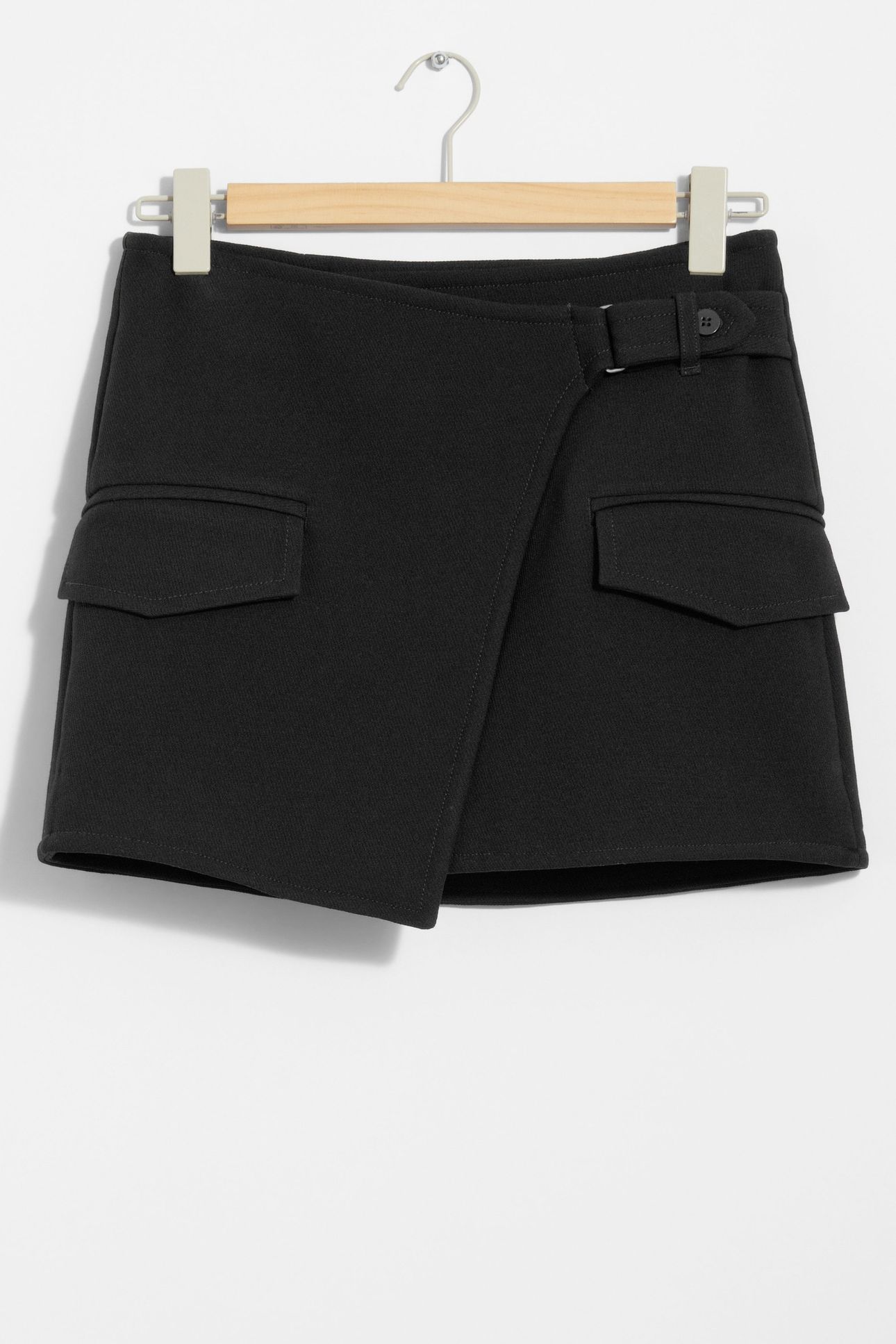 CASSIE SKIRT BLACK 3
