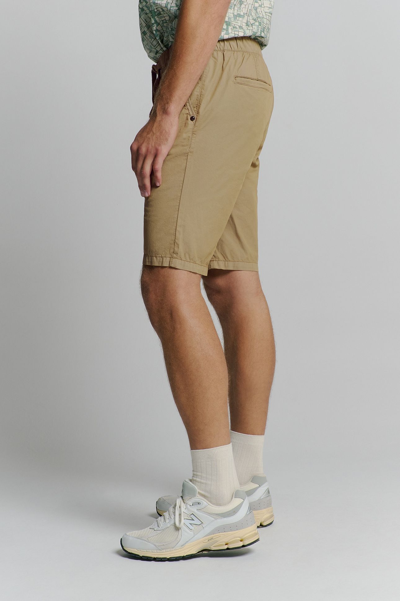 SHORT CHINO GARMENT DYED LIGHT WEIGHT STRETCH KHAKI 4
