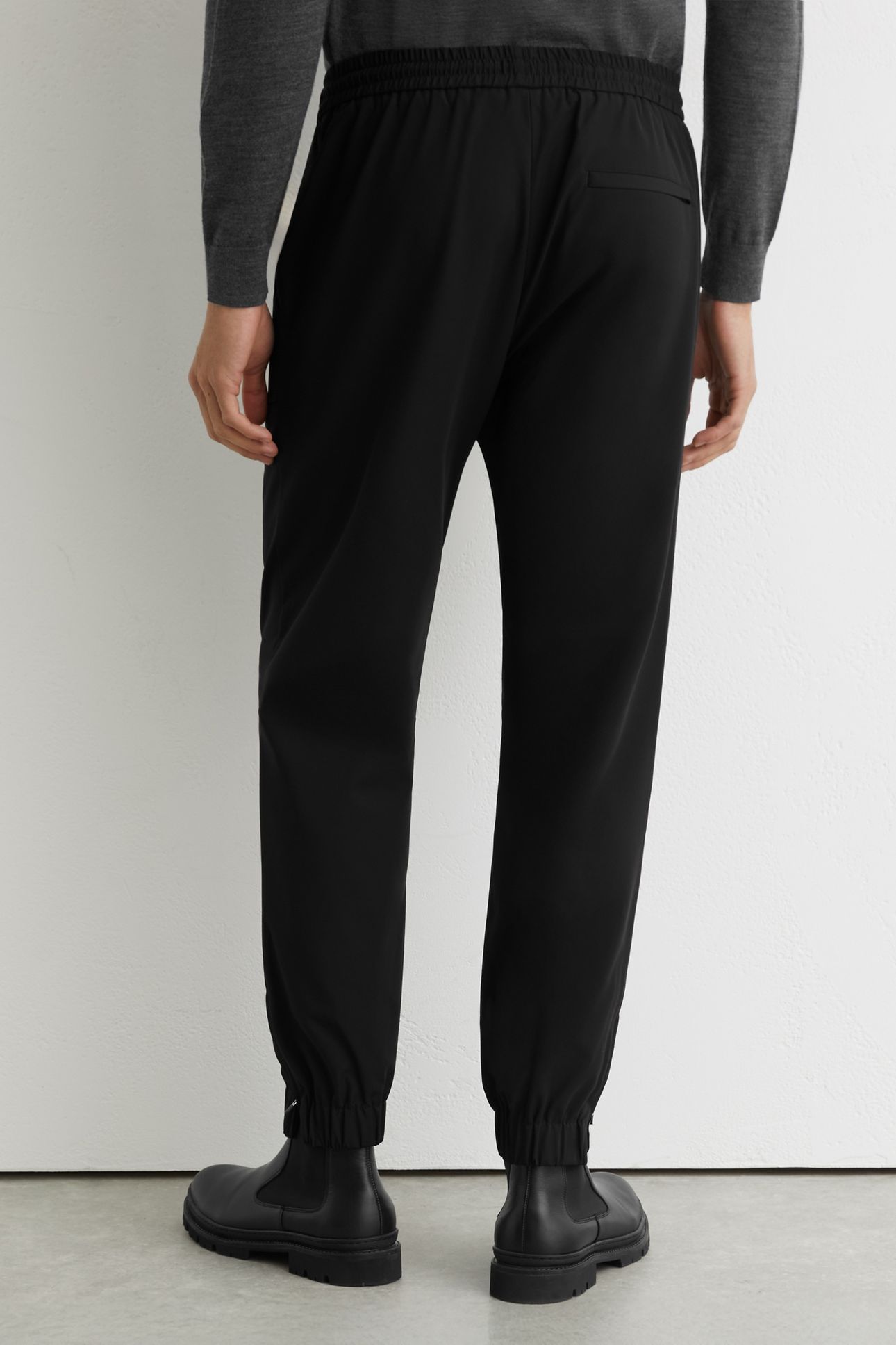 TECHNICAL CUFFED TROUSER BLACK 3