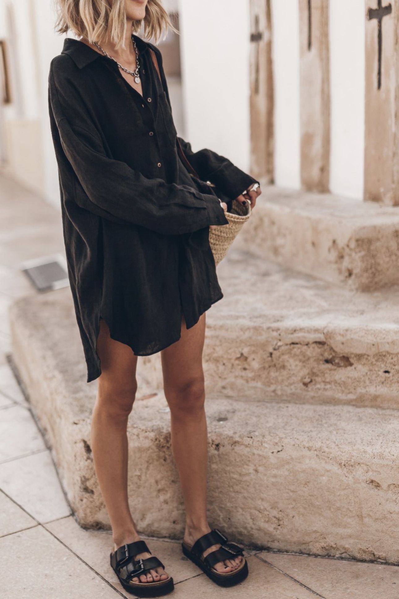 THE BLACK LINEN SHIRT BLACK 2