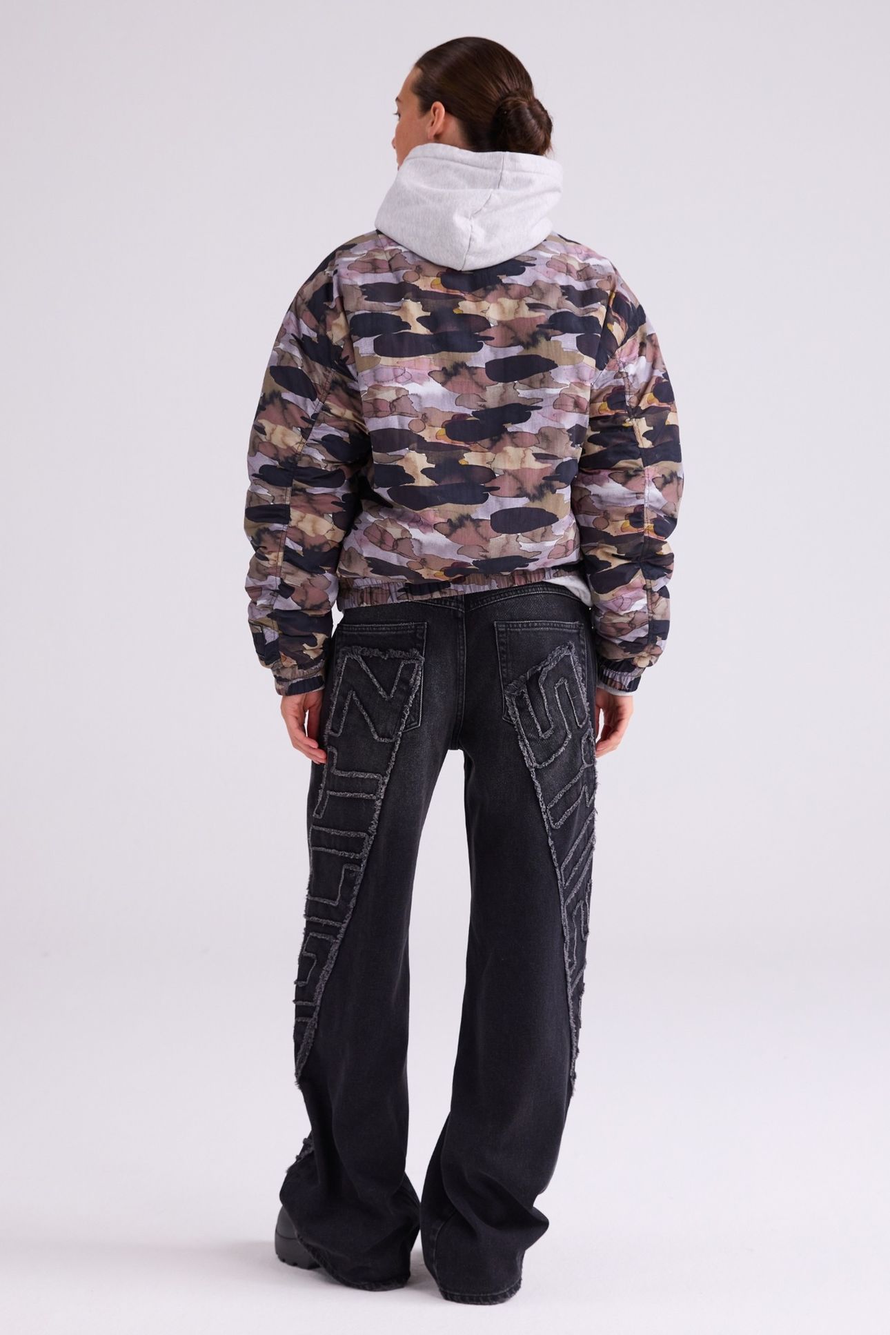 CARMELO BOMBER BROWN 5