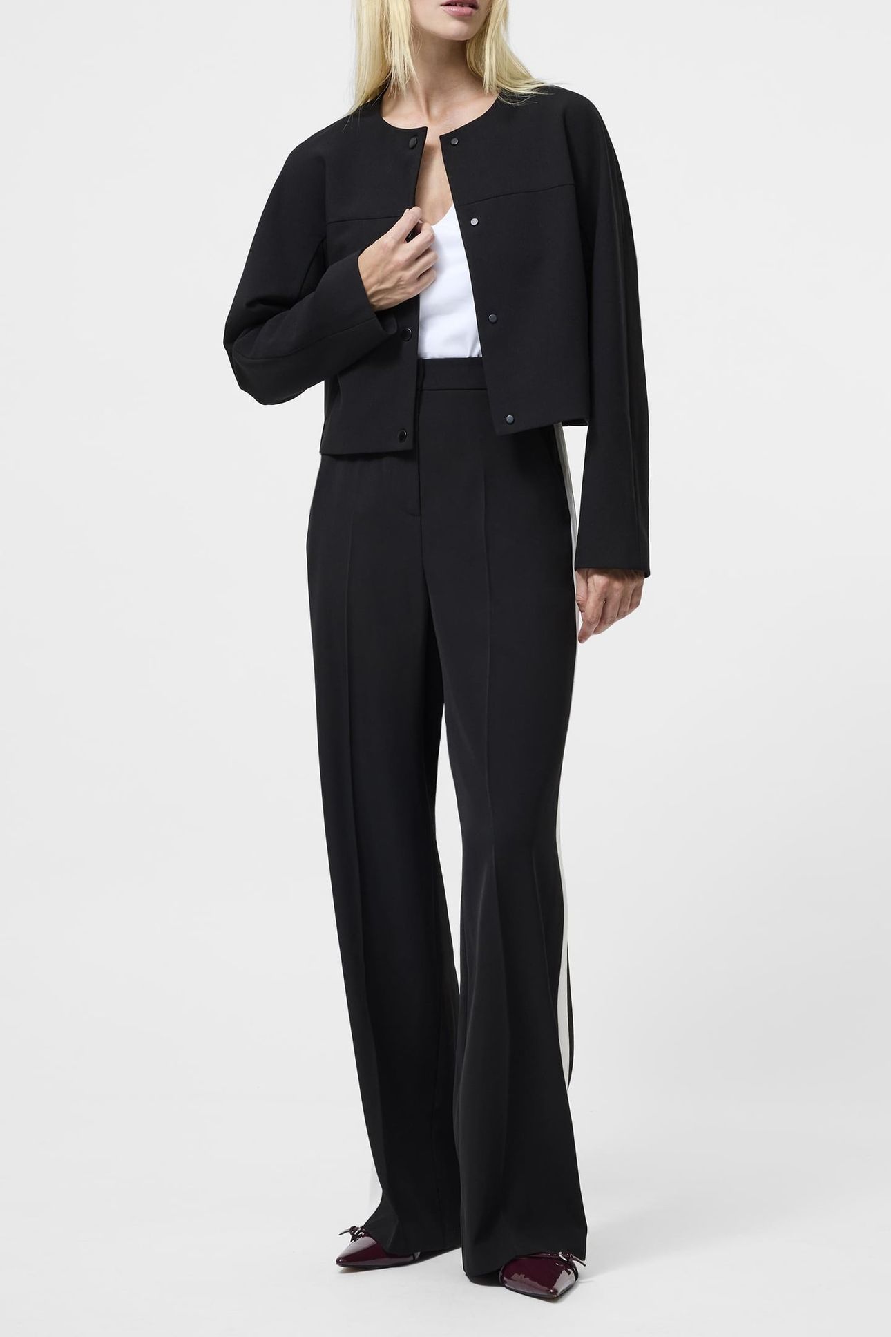 JAIDEN TAILORED SHORT JACKET BLACK 1