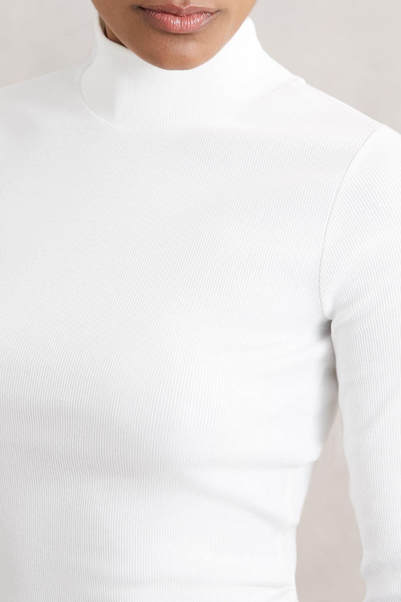 RIB FUNNEL NECK TOP WHITE 5