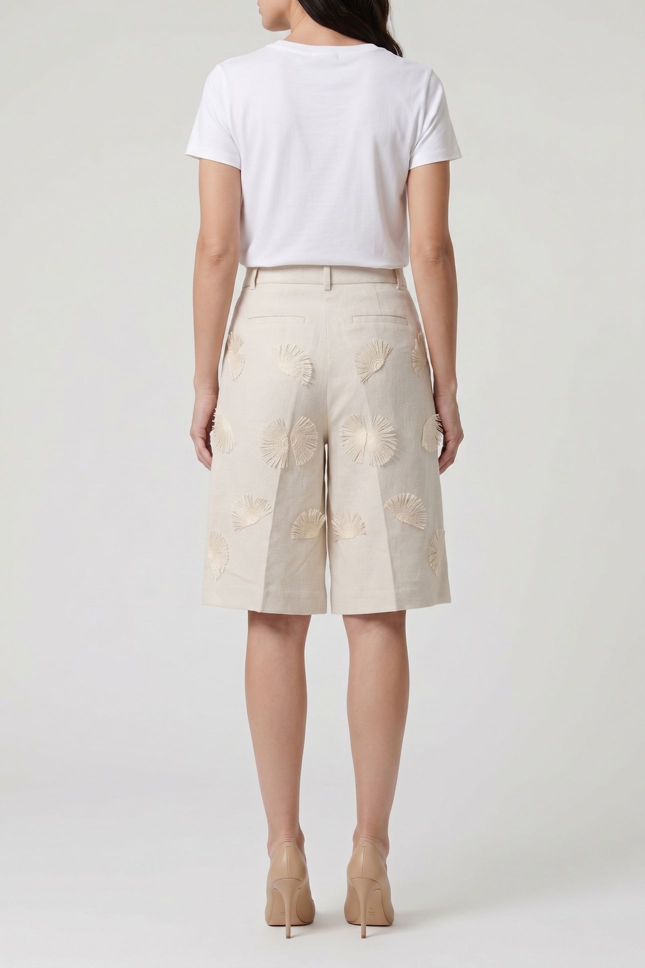 LILIAN SHORTS WHITE 2
