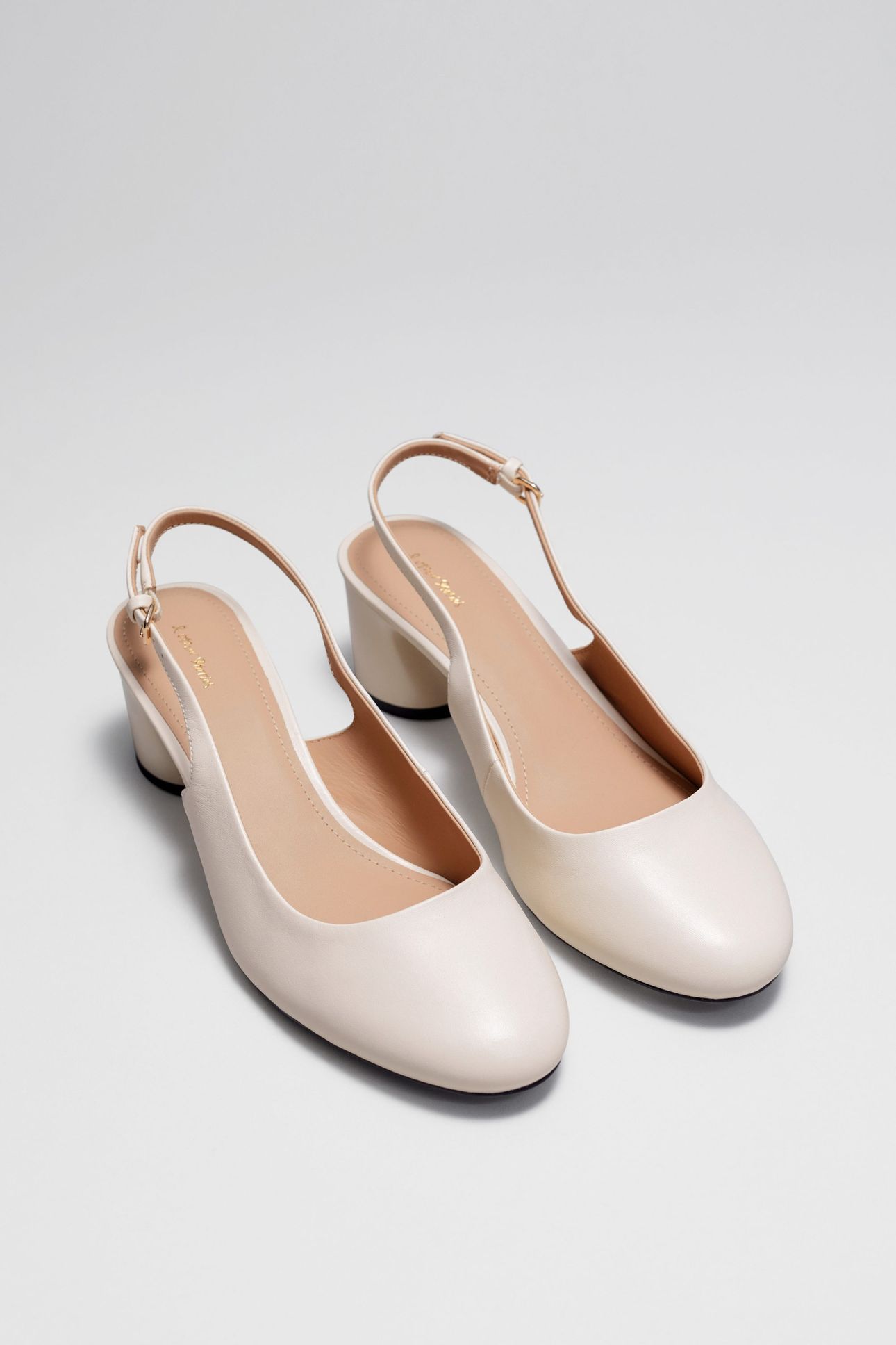HASEL BLOCK HEEL PUMP WHITE 4