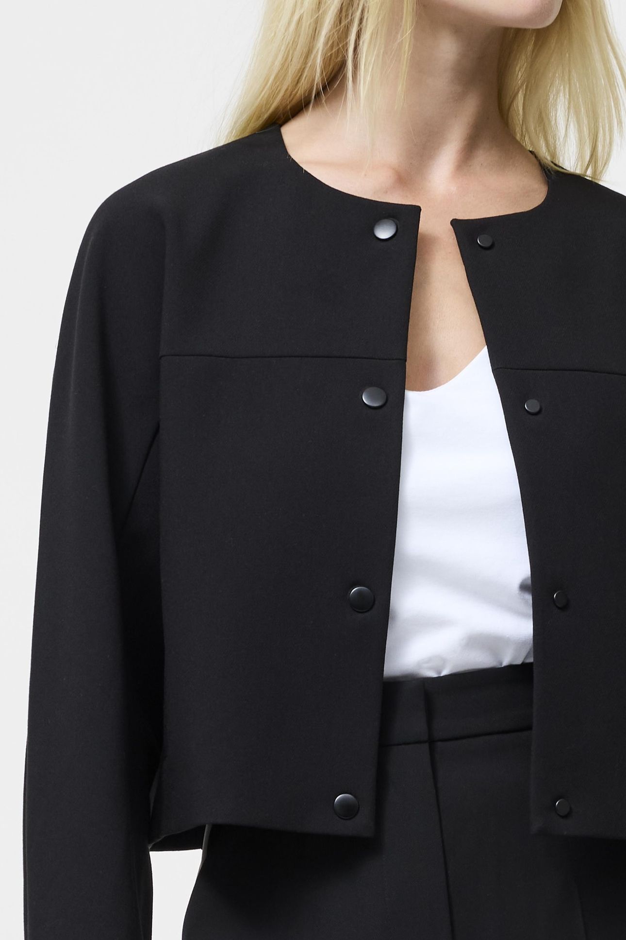 JAIDEN TAILORED SHORT JACKET BLACK 3