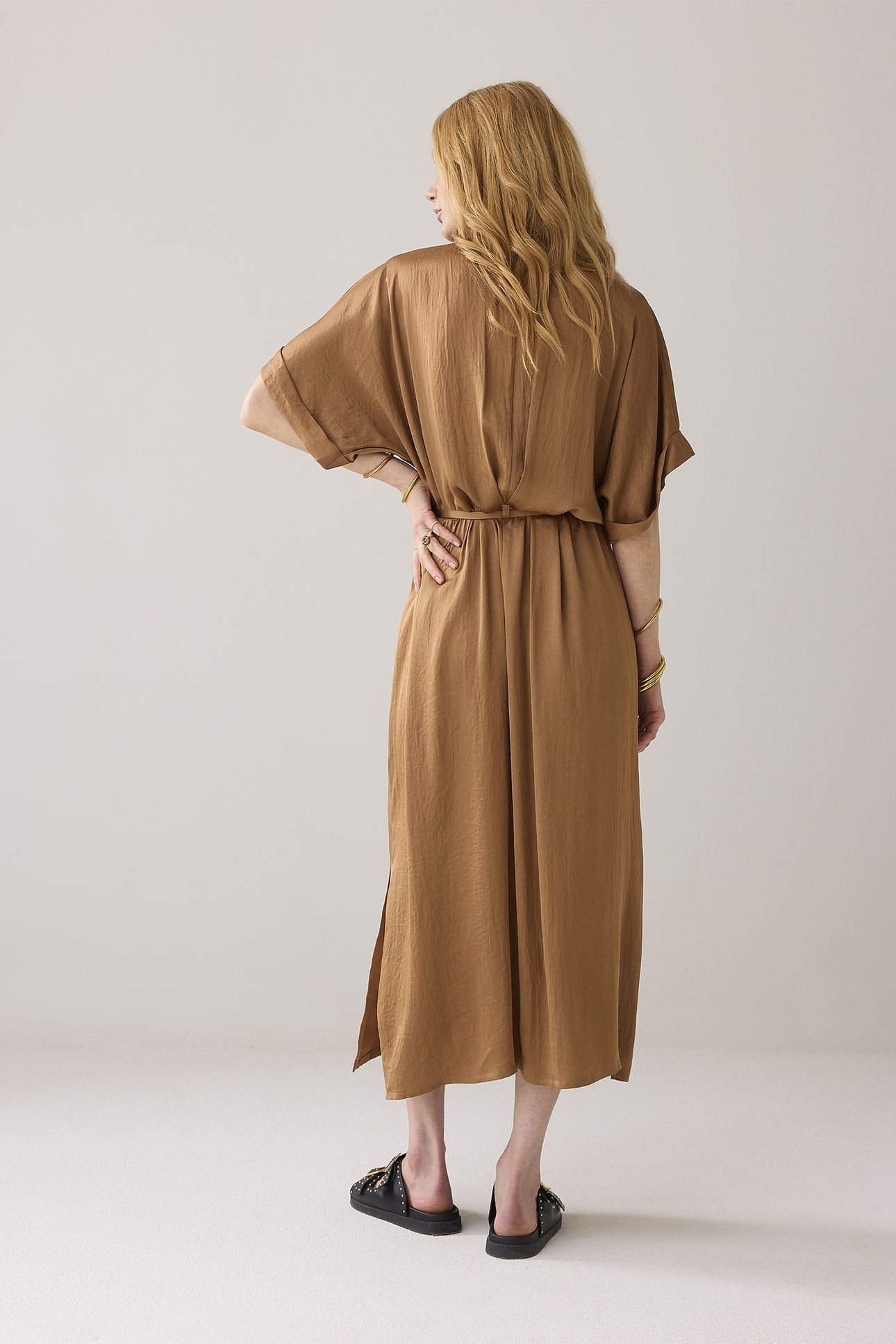 DRESS V NECK SILKY TOUCH PEANUT 2