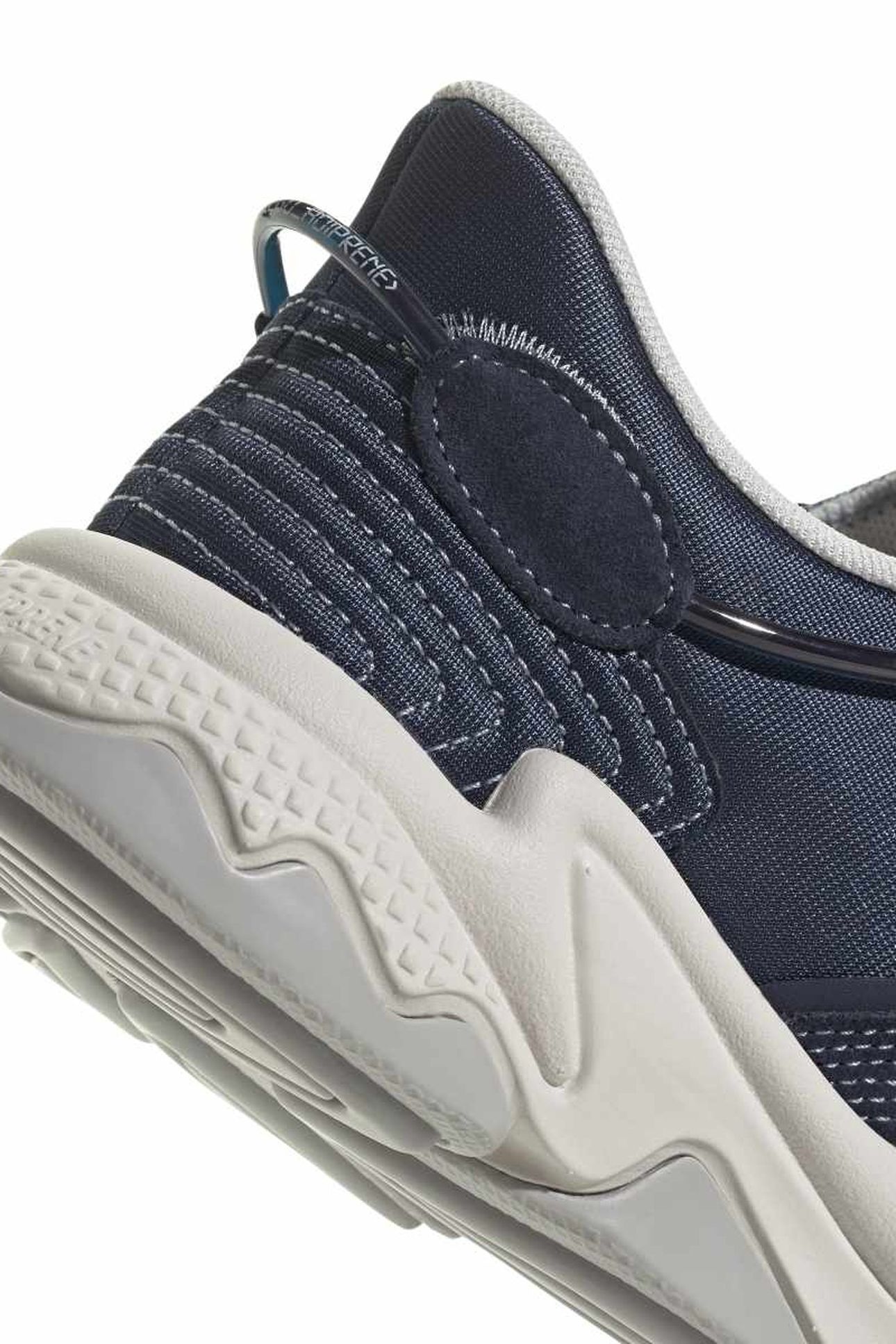 ORIGINALS UNISEX OZWEEGO SHOES 6