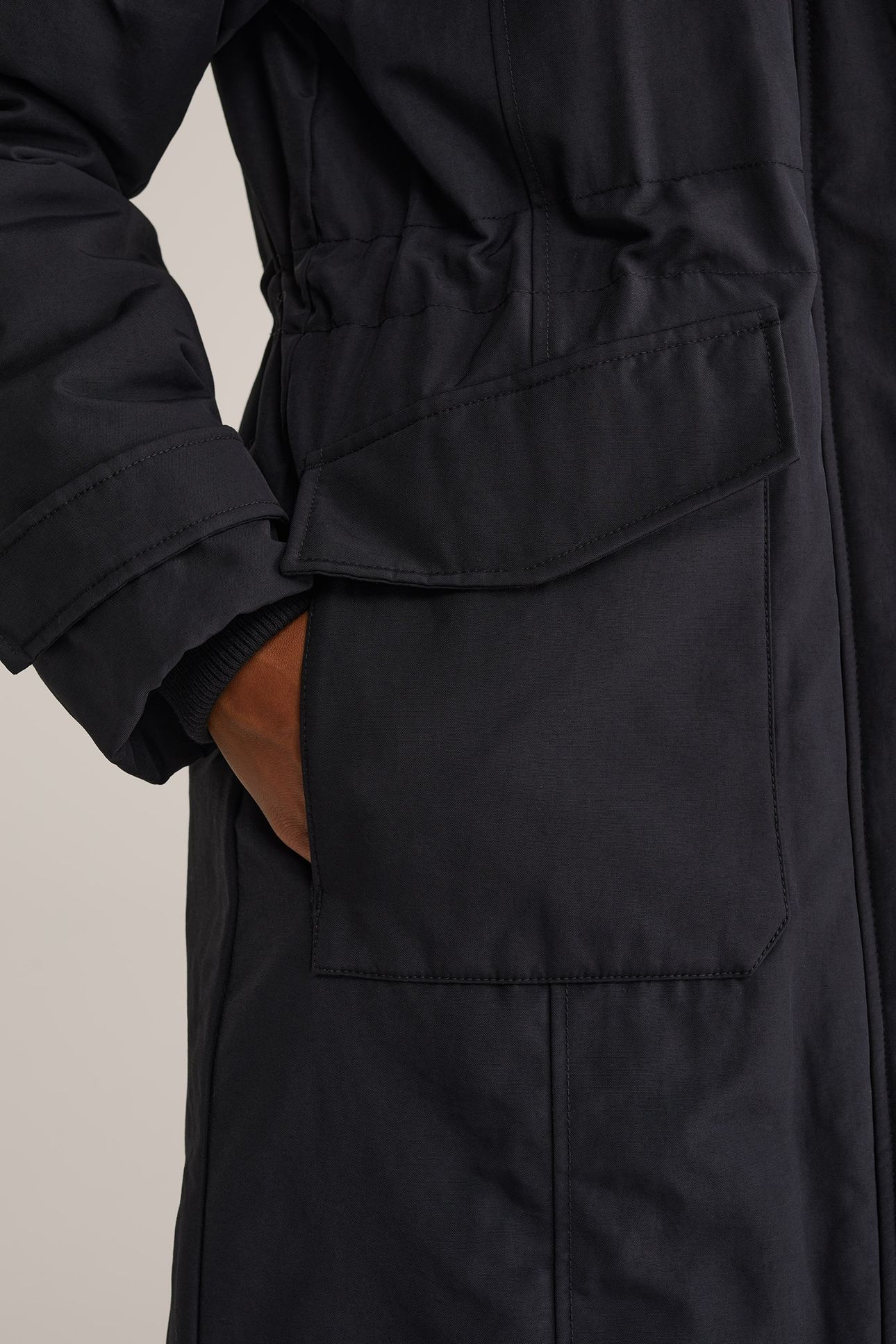 PARKA BLACK 6