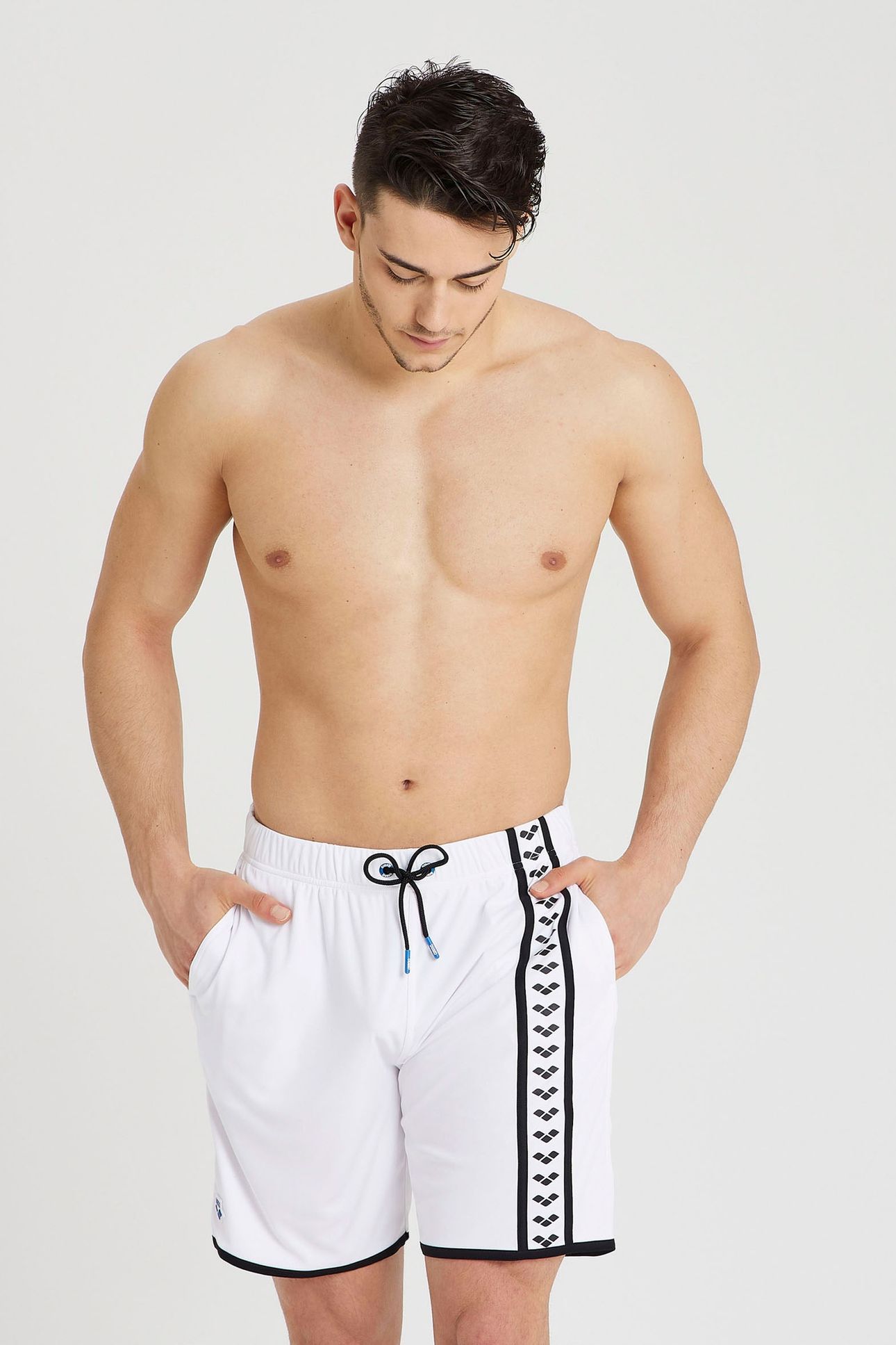 ICONS BEACH BERMUDA LOGO WHITE-BLACK 2