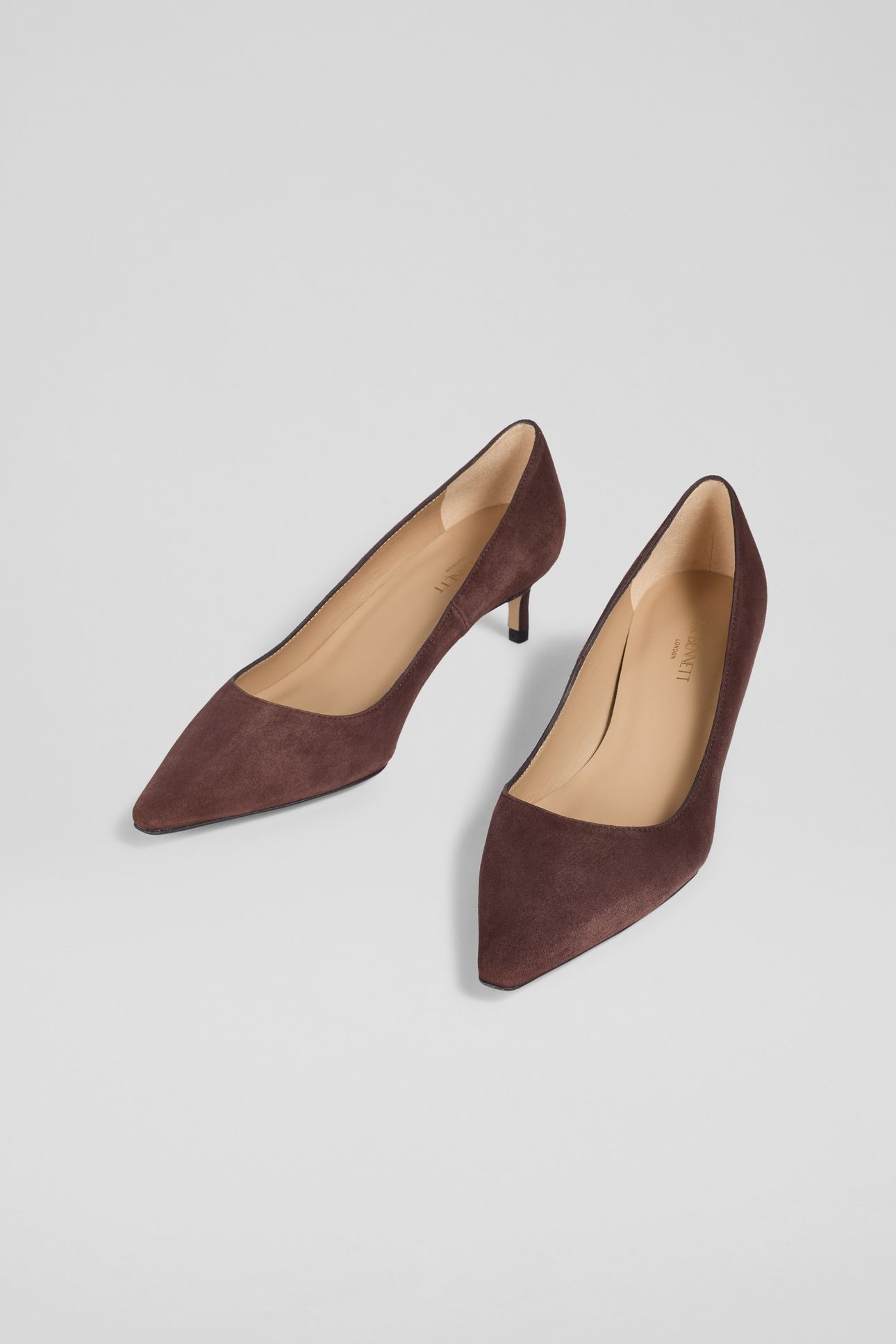 AVA NEW CLOSED COURTS CHOCOLATE 3