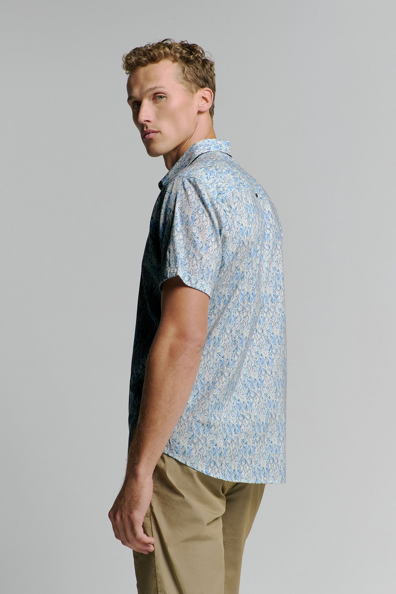 SHIRT SHORT SLEEVE ALLOVER PRINTED CLOUD 3