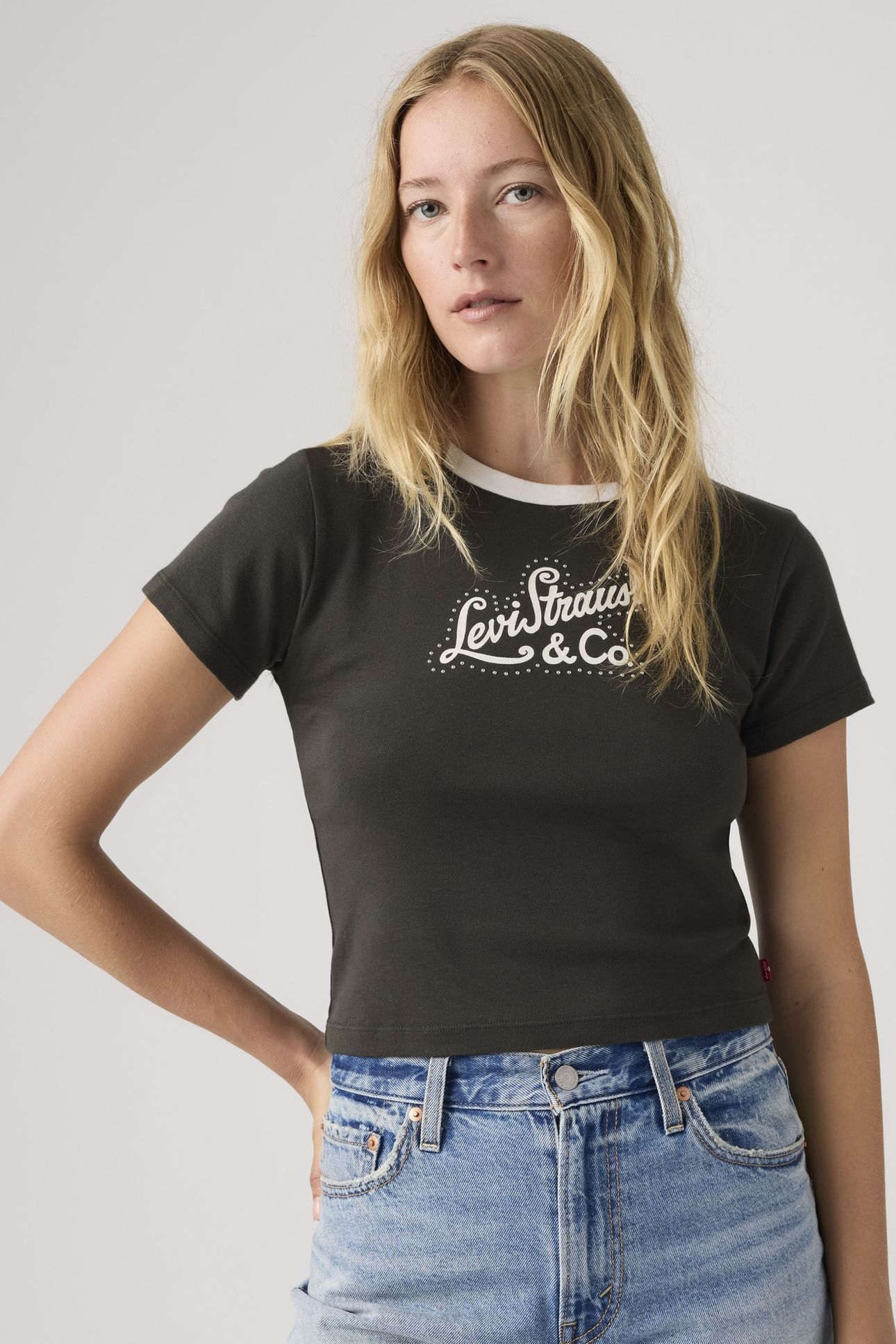 GRAPHIC ESSENTIAL SPORTY TEE 2