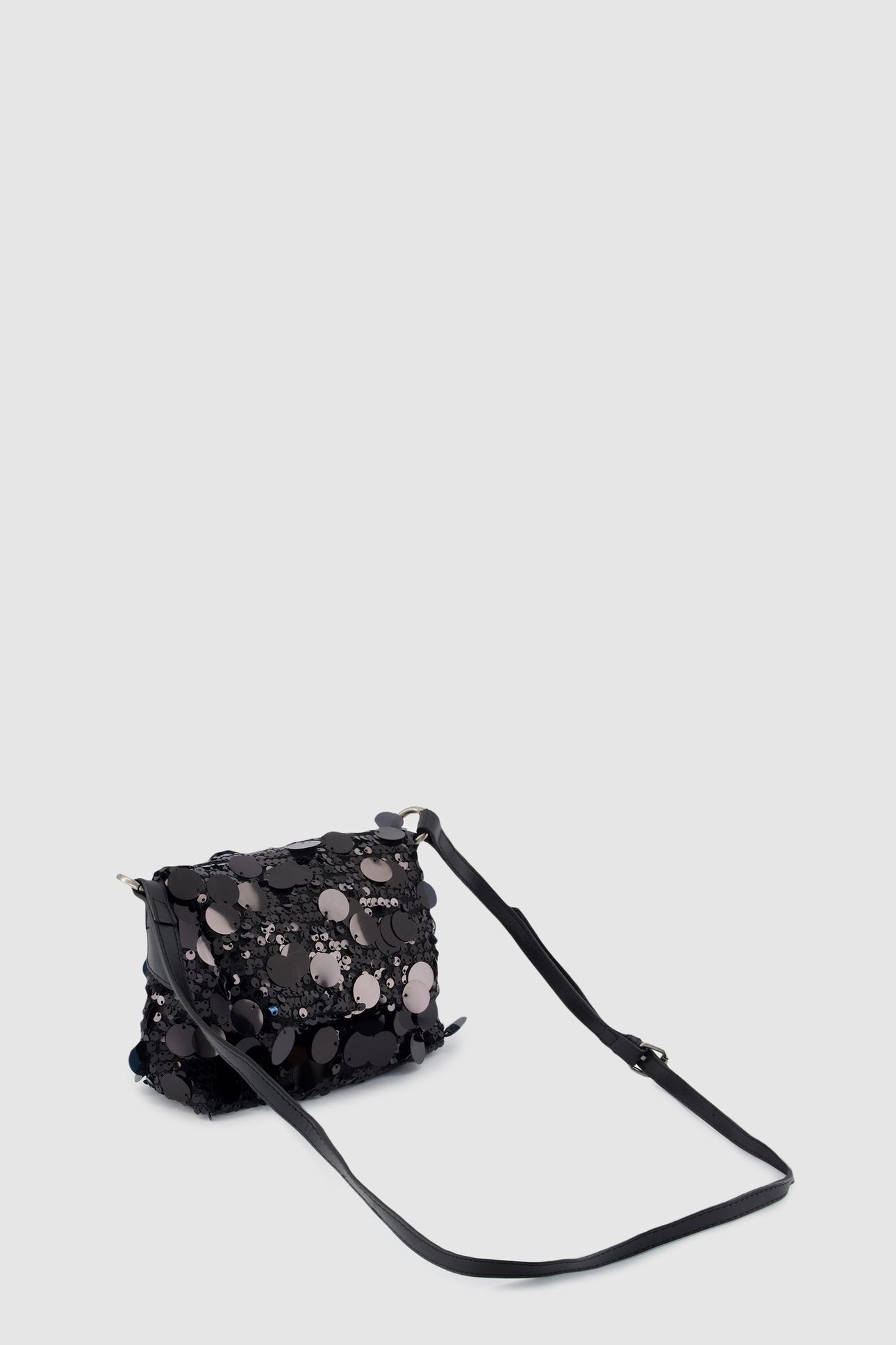 BLACK SEQUINS EMBROIDERY HANDBAG 3